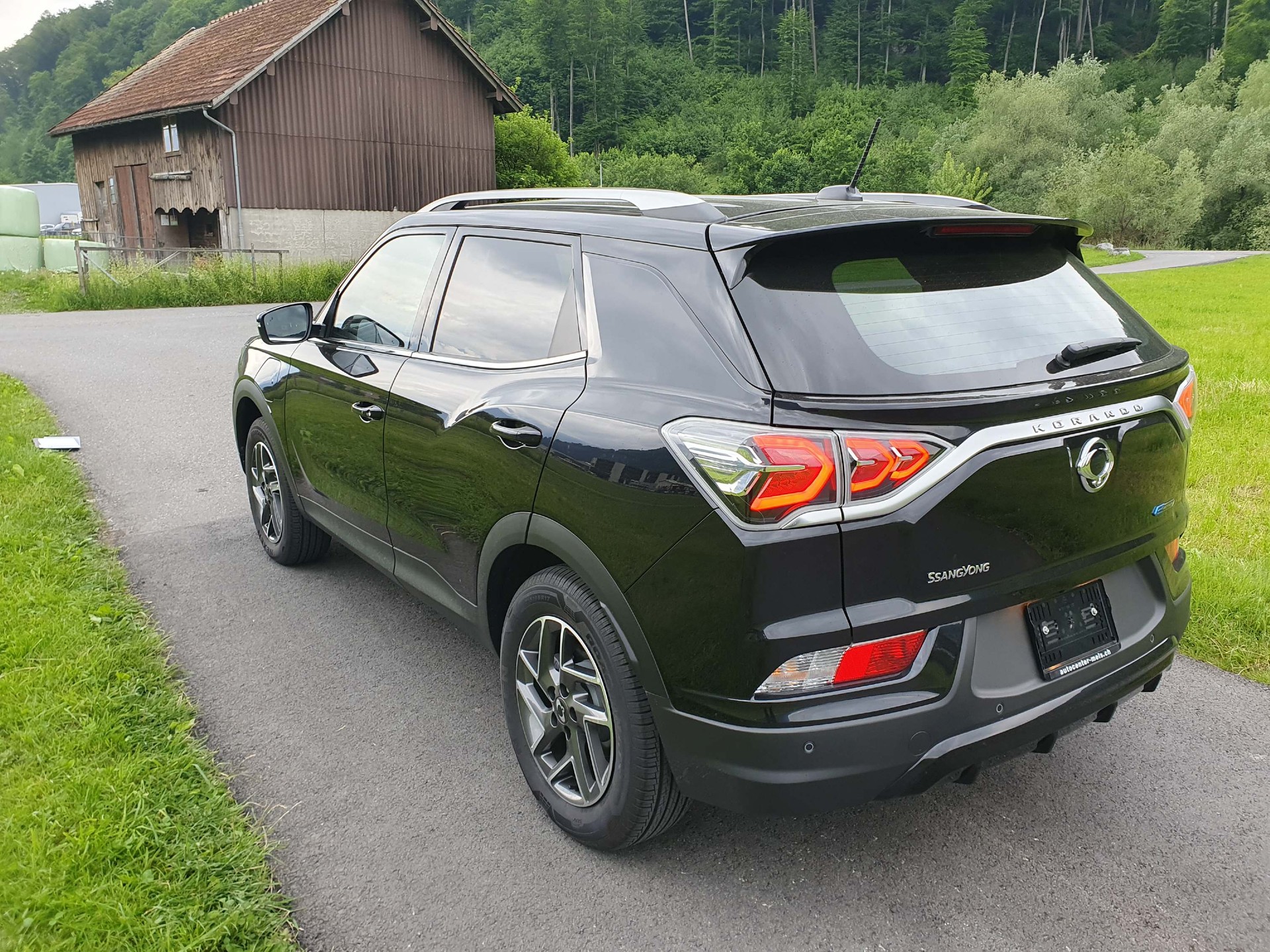 KGM-SsangYong E-Korando Titanium 100% Elektro-image-5