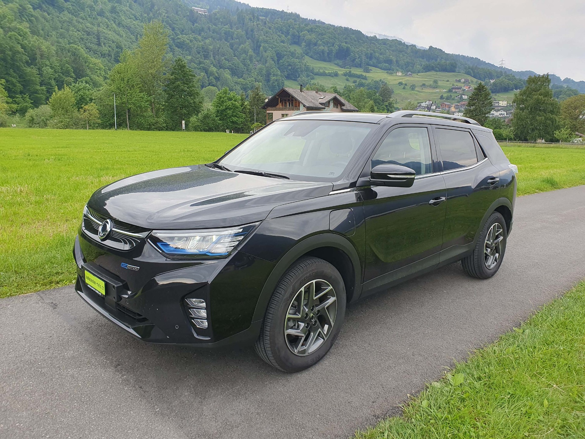 KGM-SsangYong E-Korando Titanium 100% Elektro-image-3