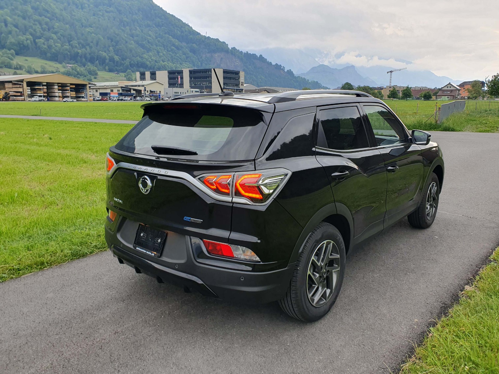 KGM-SsangYong E-Korando Titanium 100% Elektro-image-7