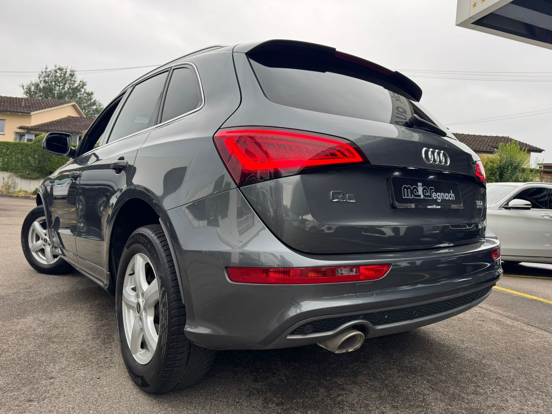 AUDI Q5 2.0 TDI quattro S-tronic-image-5