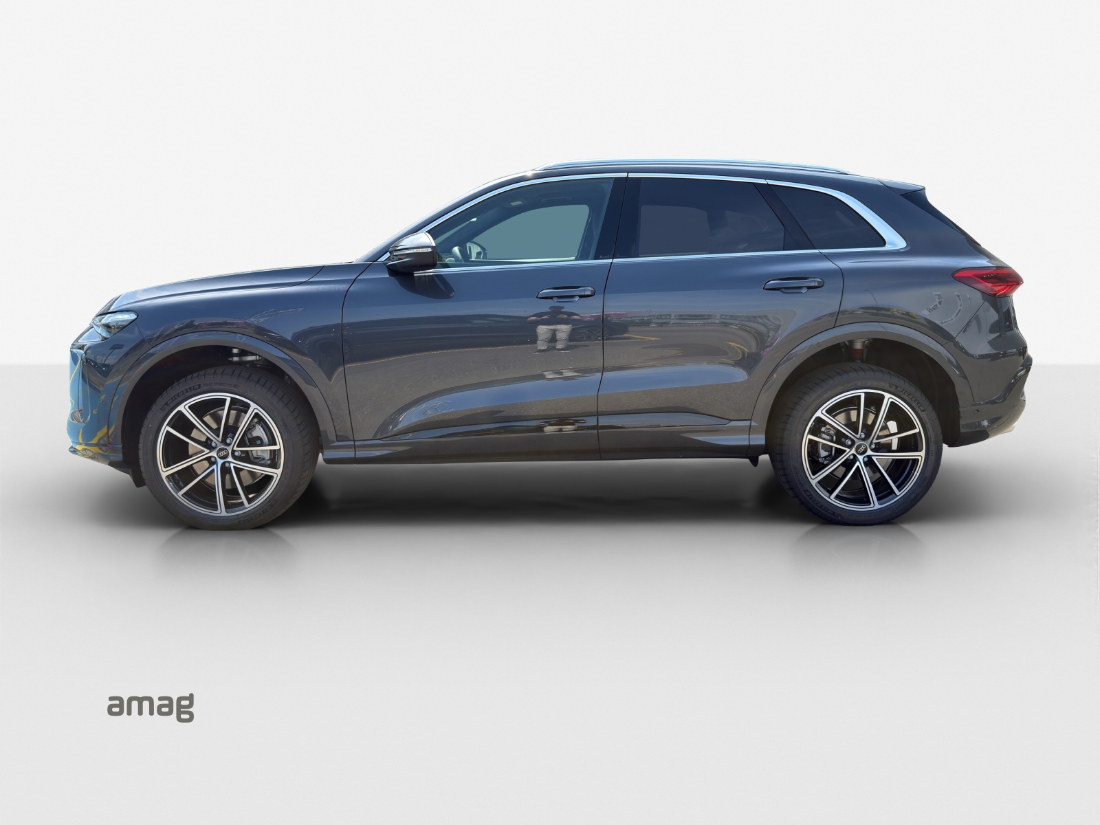 AUDI Q5 TDI quattro 150 kW S-tronic-image-1