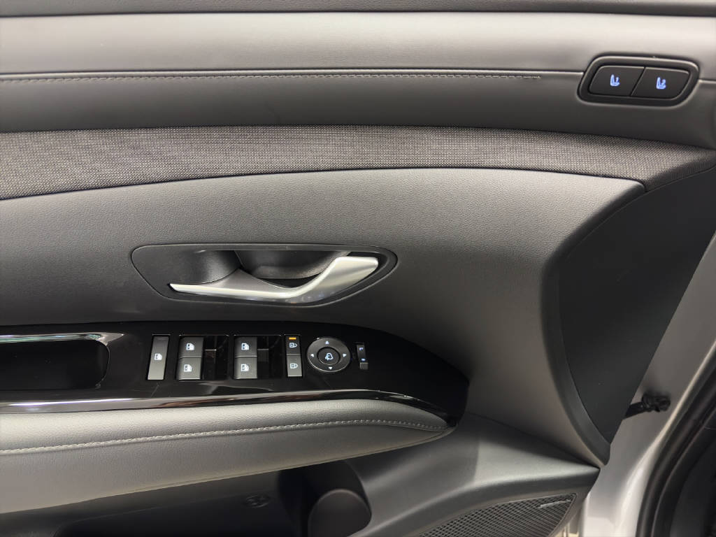 HYUNDAI Tucson 1.6 T-GDi HEV Vertex Swiss Edition 4WD-image-2