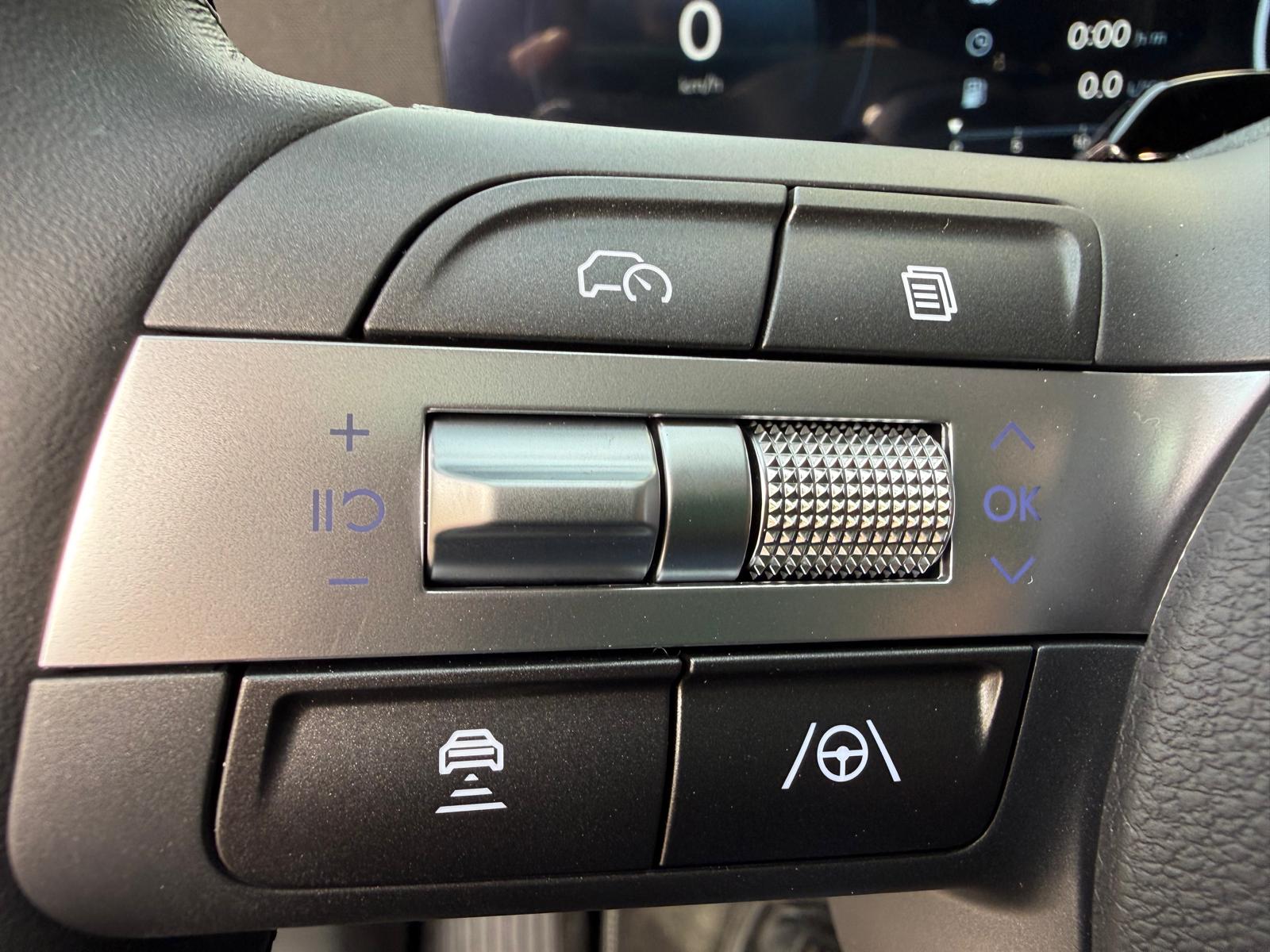 HYUNDAI Kona 1.6 GDi Hybrid Vertex-image-8