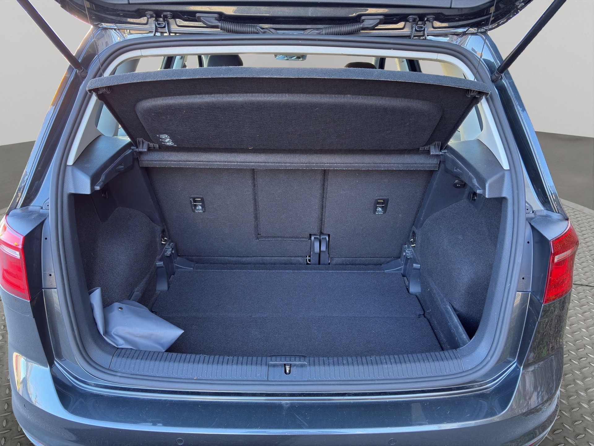 VW Golf Sportsvan 1.4 TSI Allstar DSG-image-9