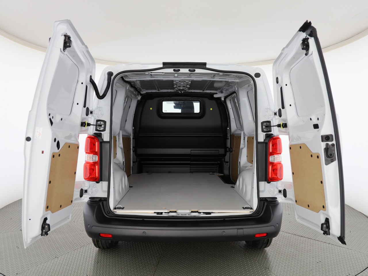 CITROEN Jumpy Kaw. M 2.2 BlueHDi 150 PS-image-9