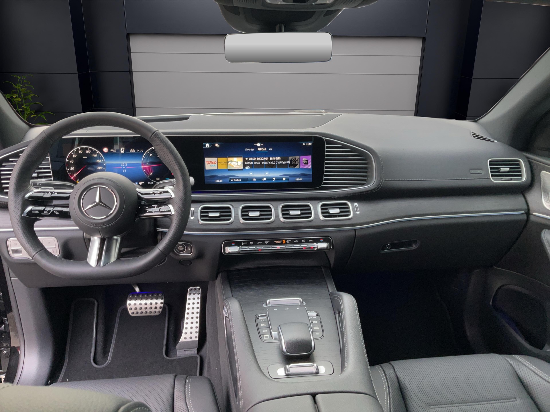 MERCEDES-BENZ GLE 450 d 4MATIC Coupé AMG Line-image-5
