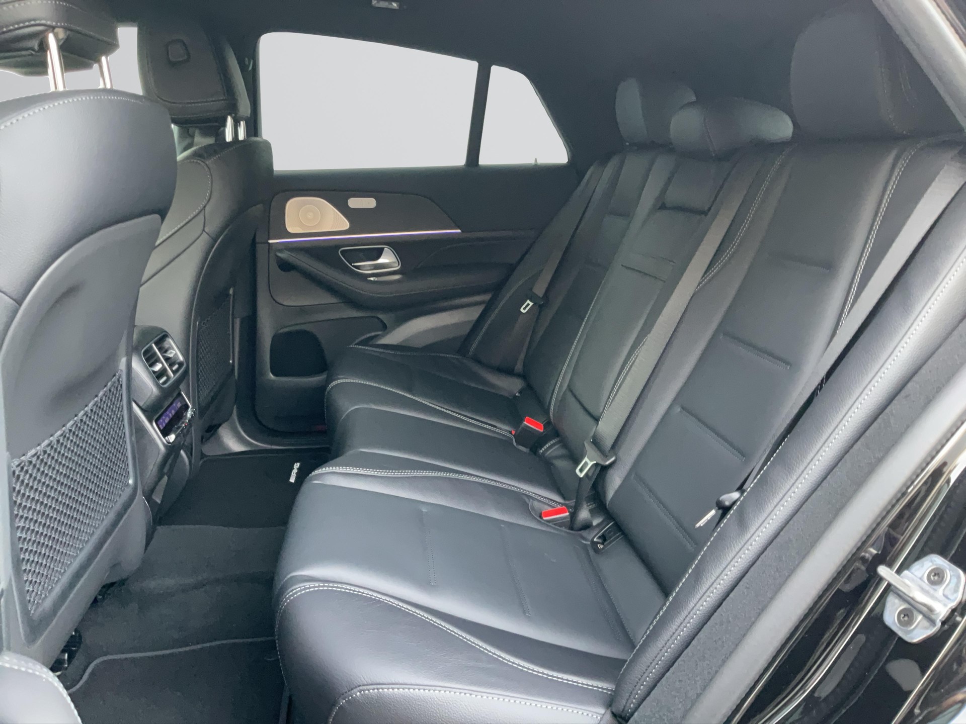 MERCEDES-BENZ GLE 450 d 4MATIC Coupé AMG Line-image-7