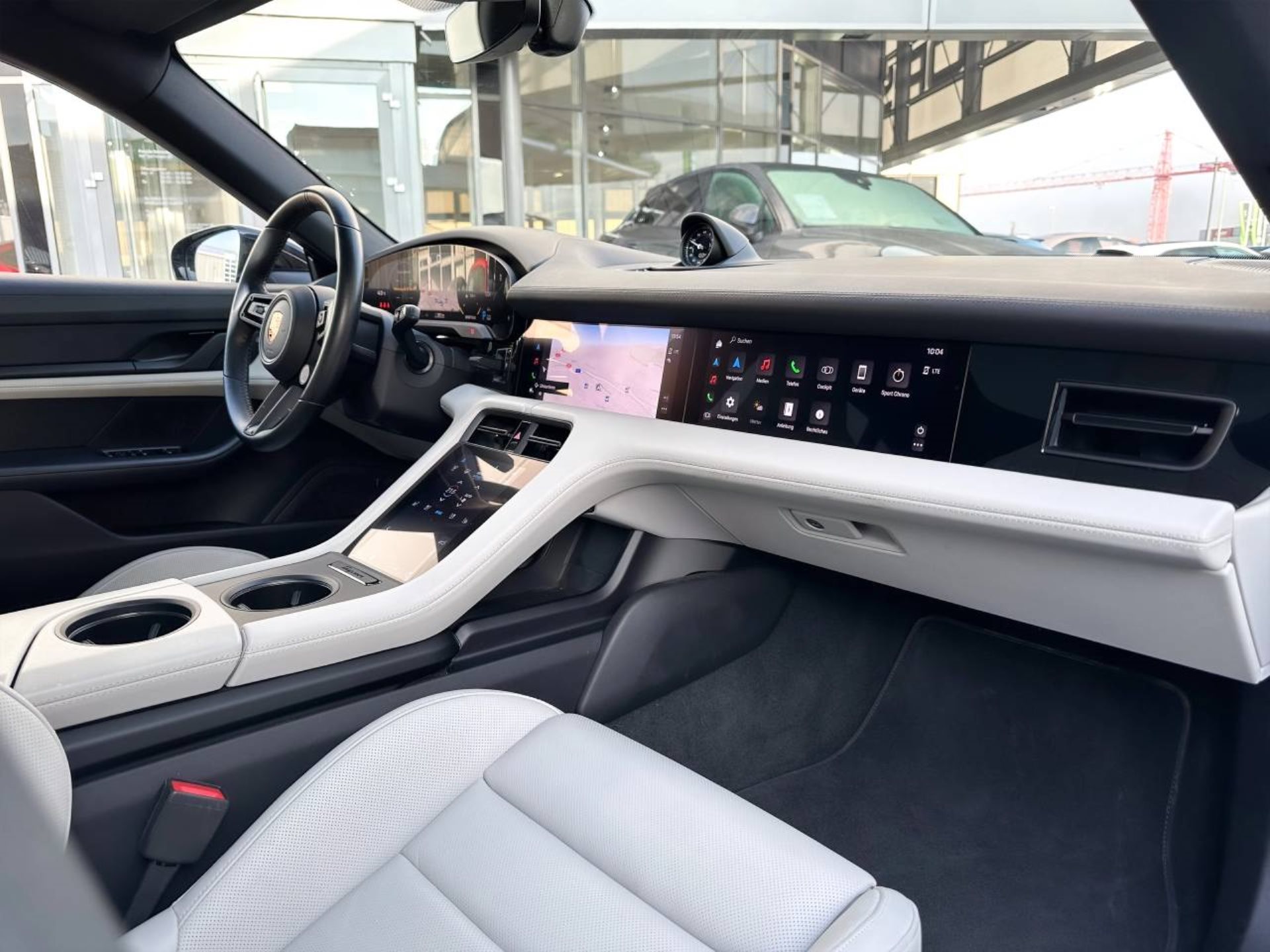PORSCHE Taycan 4S Sport Turismo-image-17