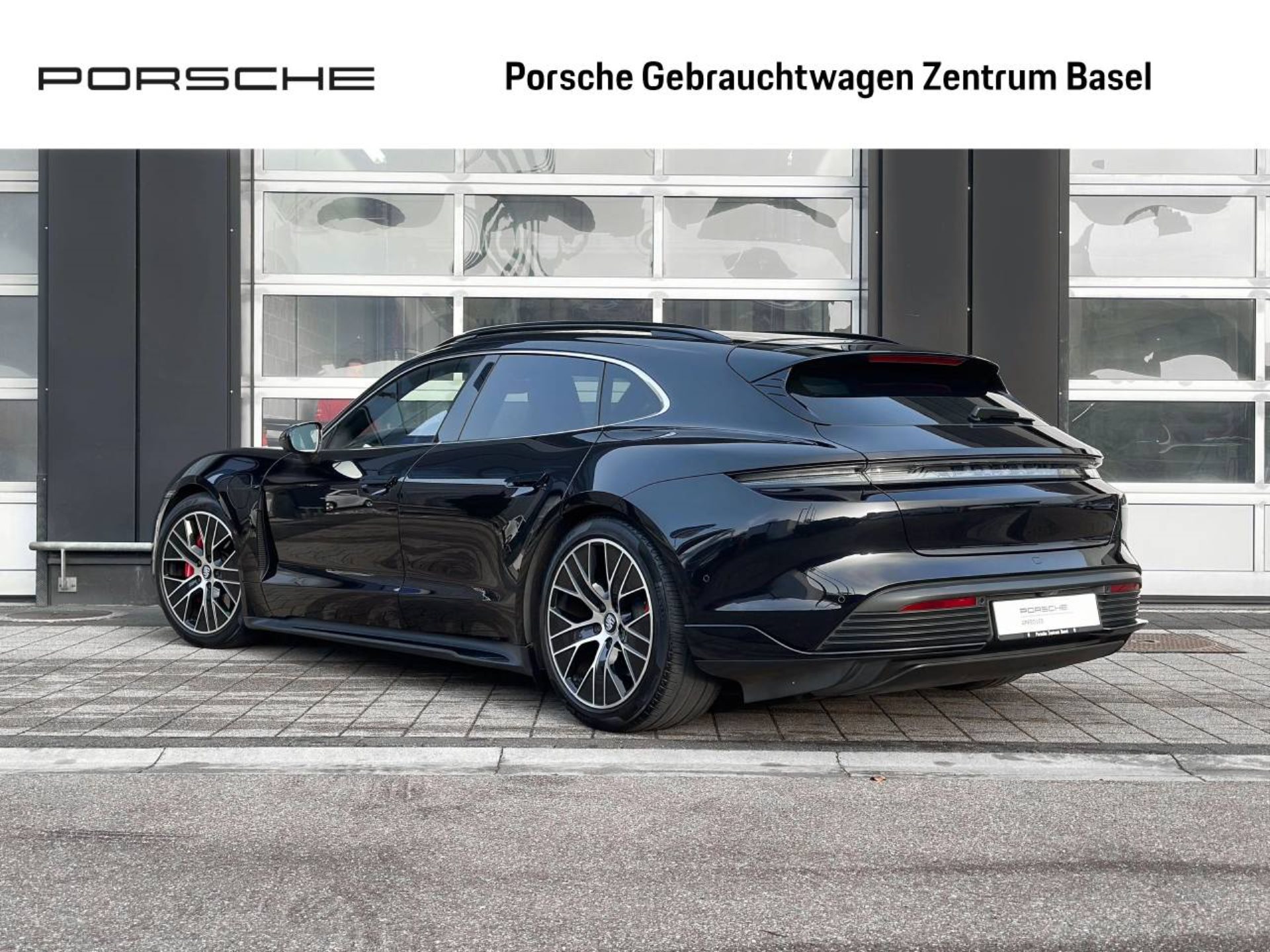 PORSCHE Taycan 4S Sport Turismo-image-2