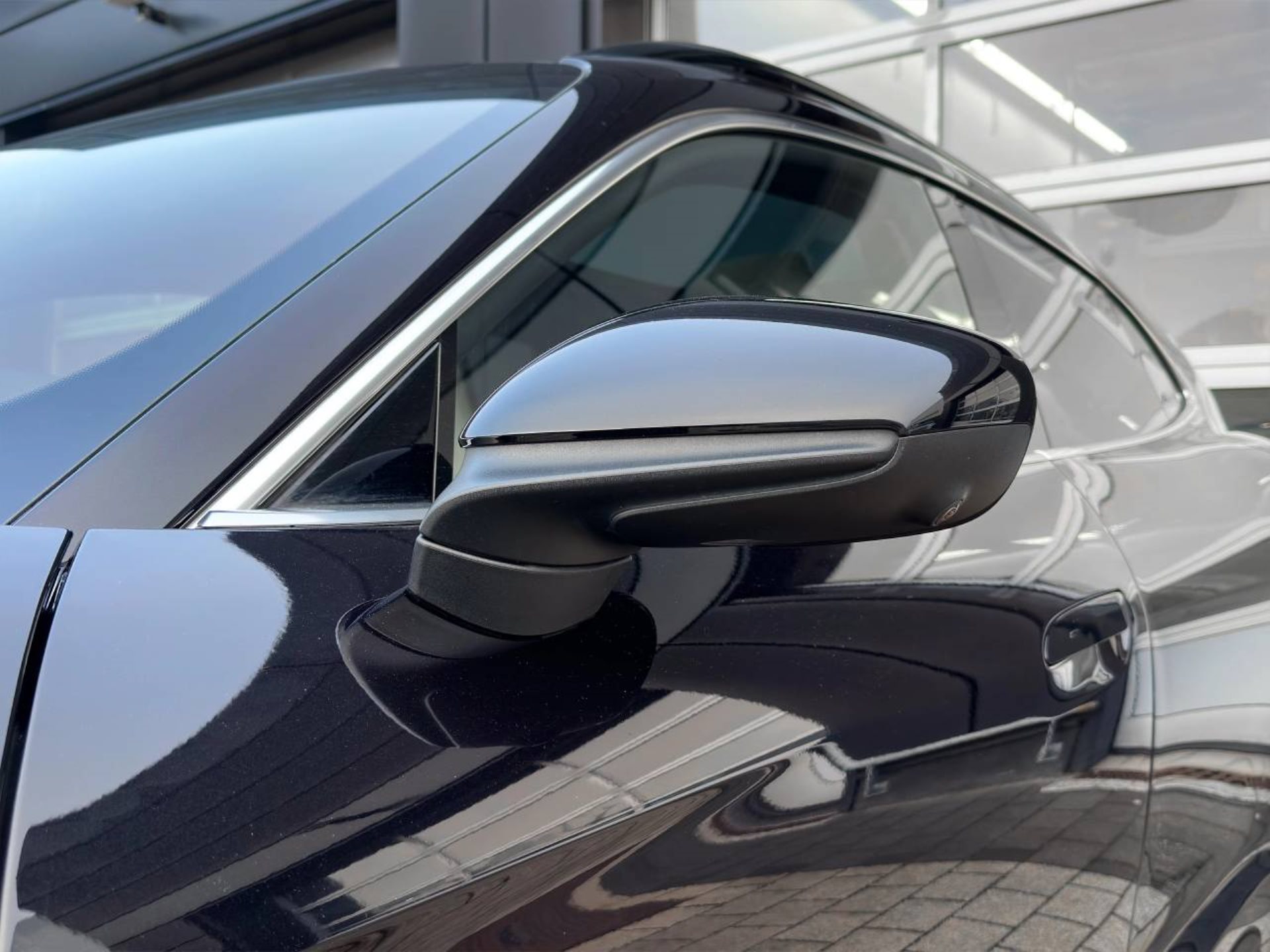 PORSCHE Taycan 4S Sport Turismo-image-12