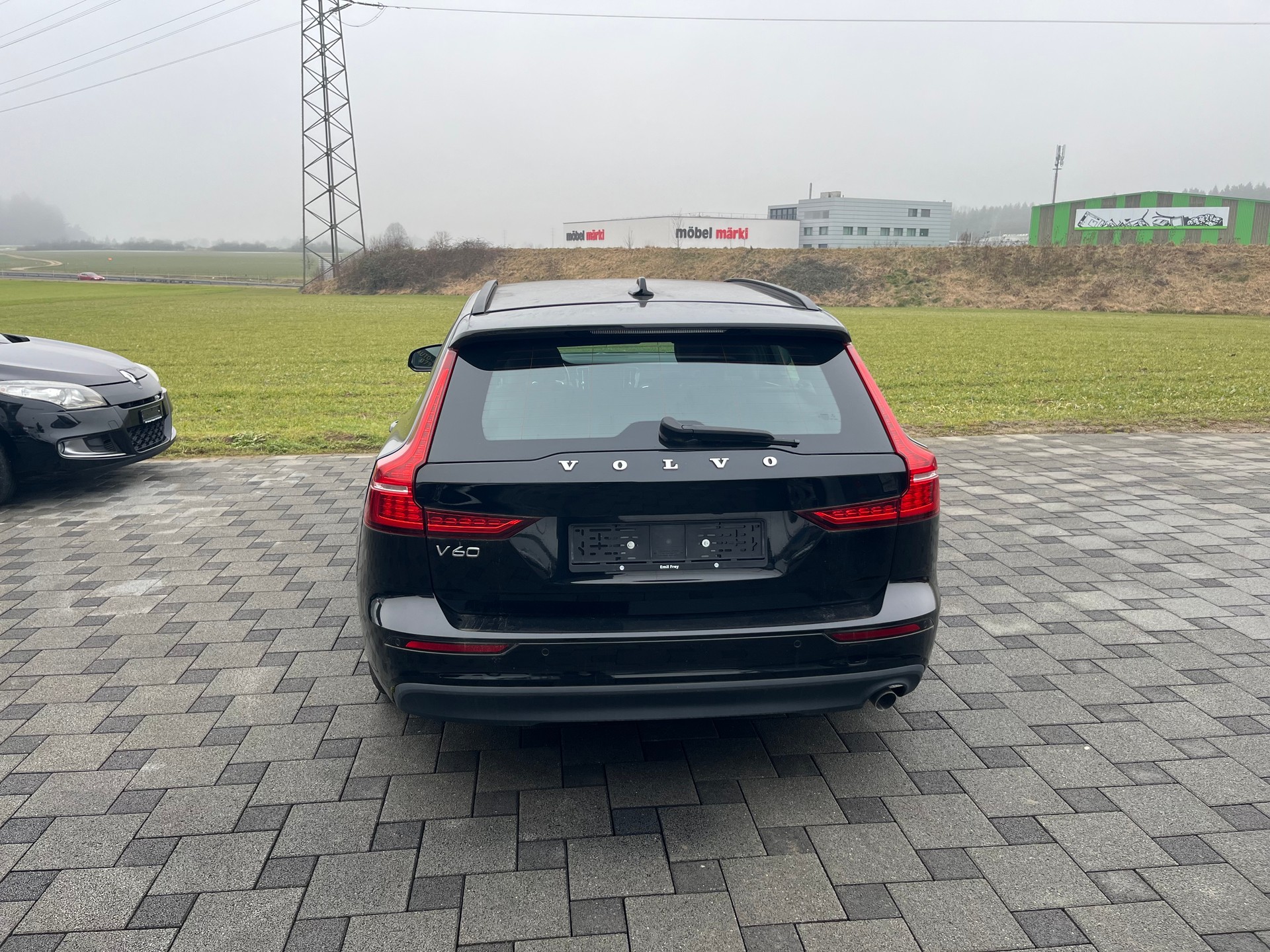 VOLVO V60 D3 Momentum-image-6