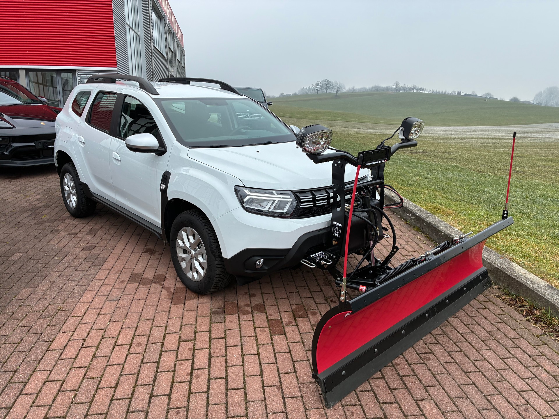 DACIA Duster diesel Winterdienst