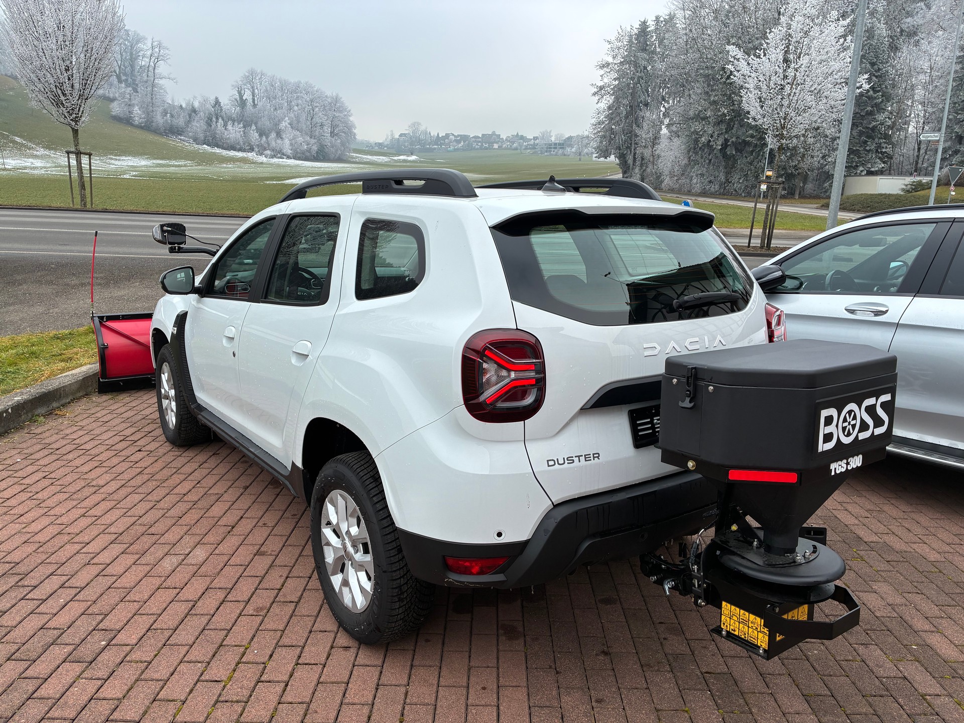 DACIA Duster diesel Winterdienst-image-3