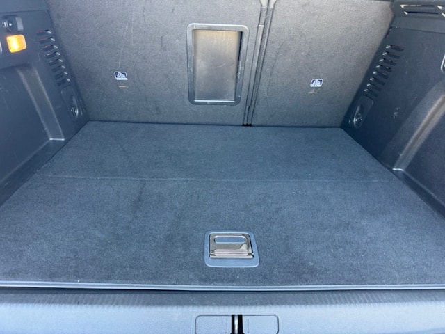 PEUGEOT 3008 300e Hybrid4 GT Pack EAT8-image-7