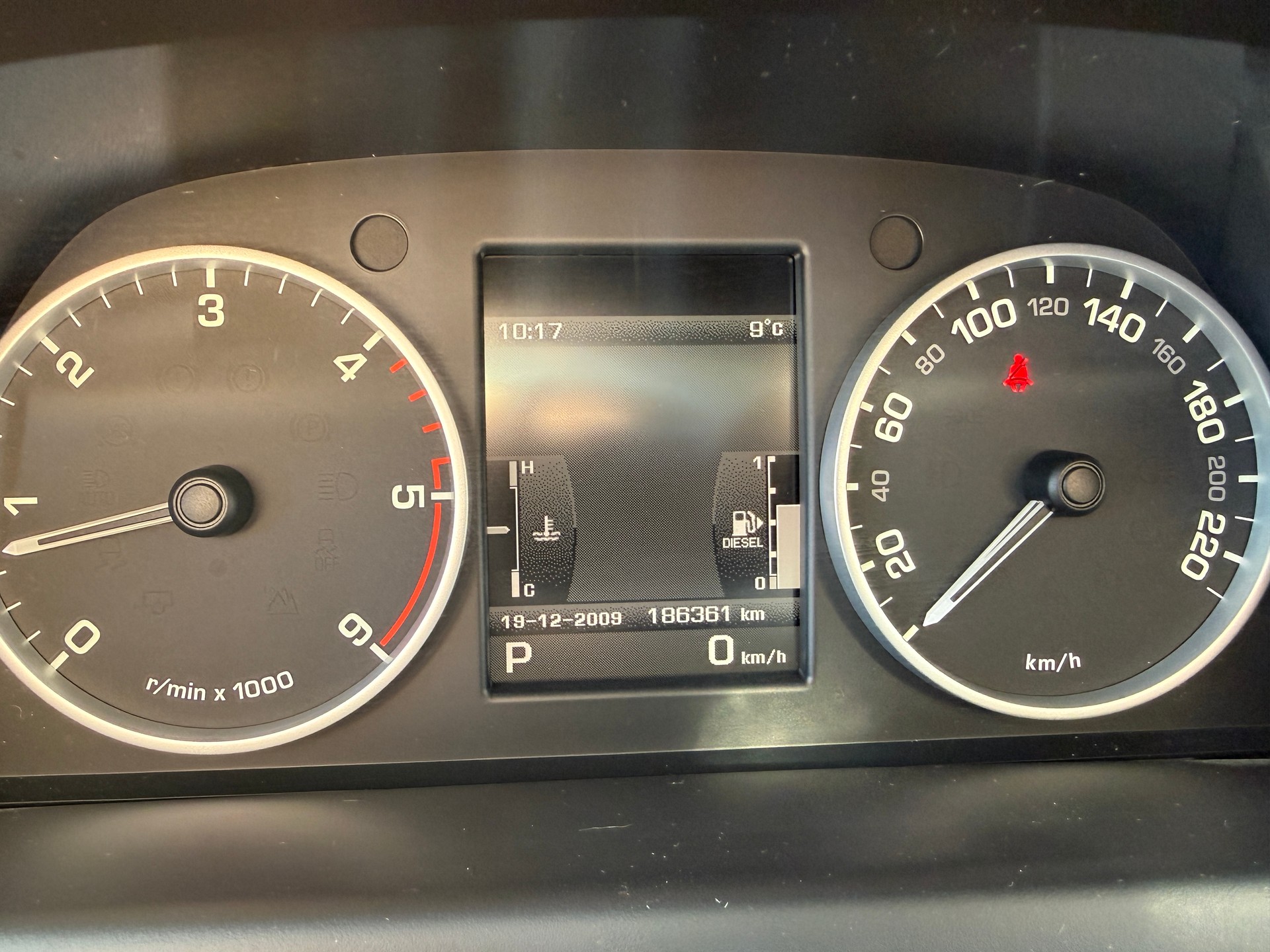 LAND ROVER Range Rover Sport 3.0 TDV6 HSE Automatic-image-11