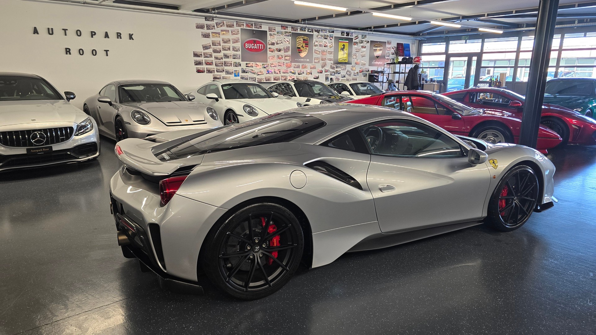 FERRARI 488 Pista 3.9 V8-image-5