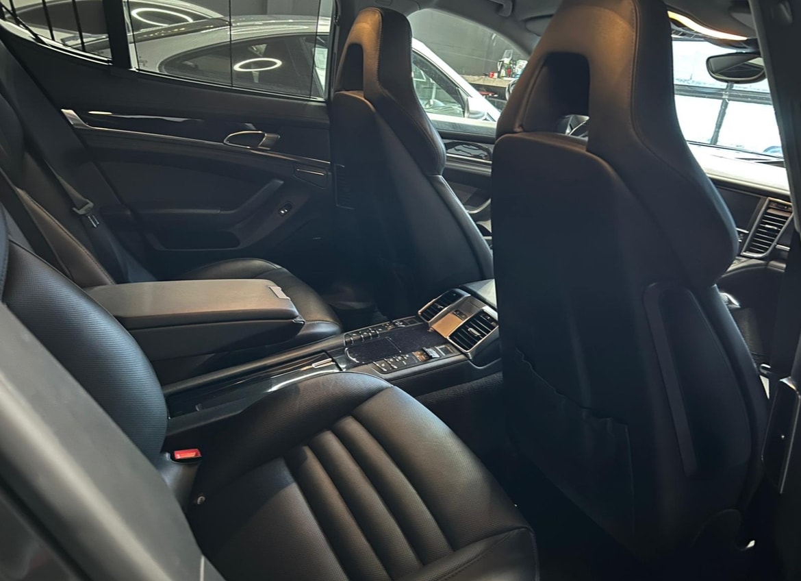 PORSCHE Panamera 4S 3.0 PDK-image-4