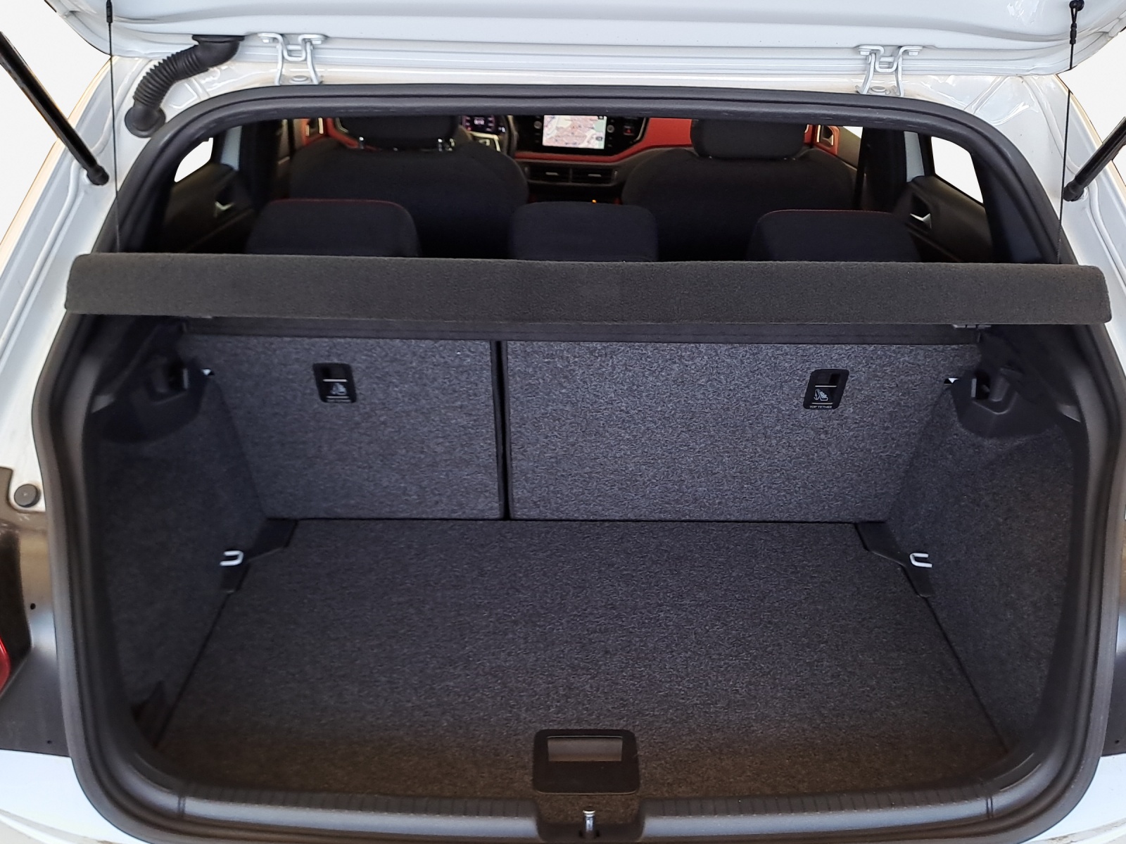 VW Polo 2.0 TSI GTI DSG-image-12