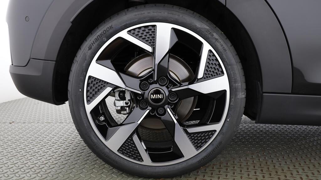 MINI Cooper 5 door C-image-9