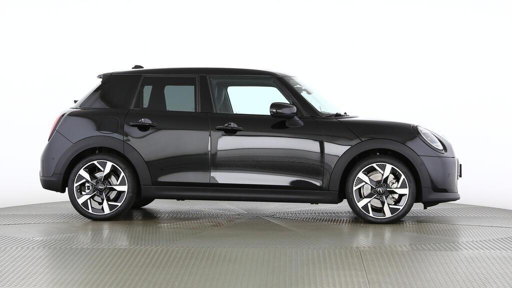 MINI Cooper 5 door C-image-1