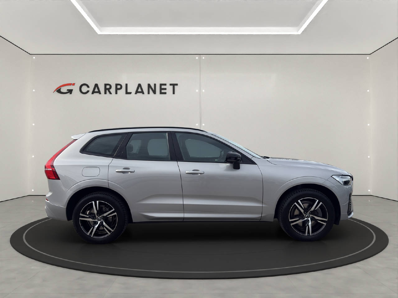 VOLVO XC60 2.0 B5 MH R-Design AWD-image-2