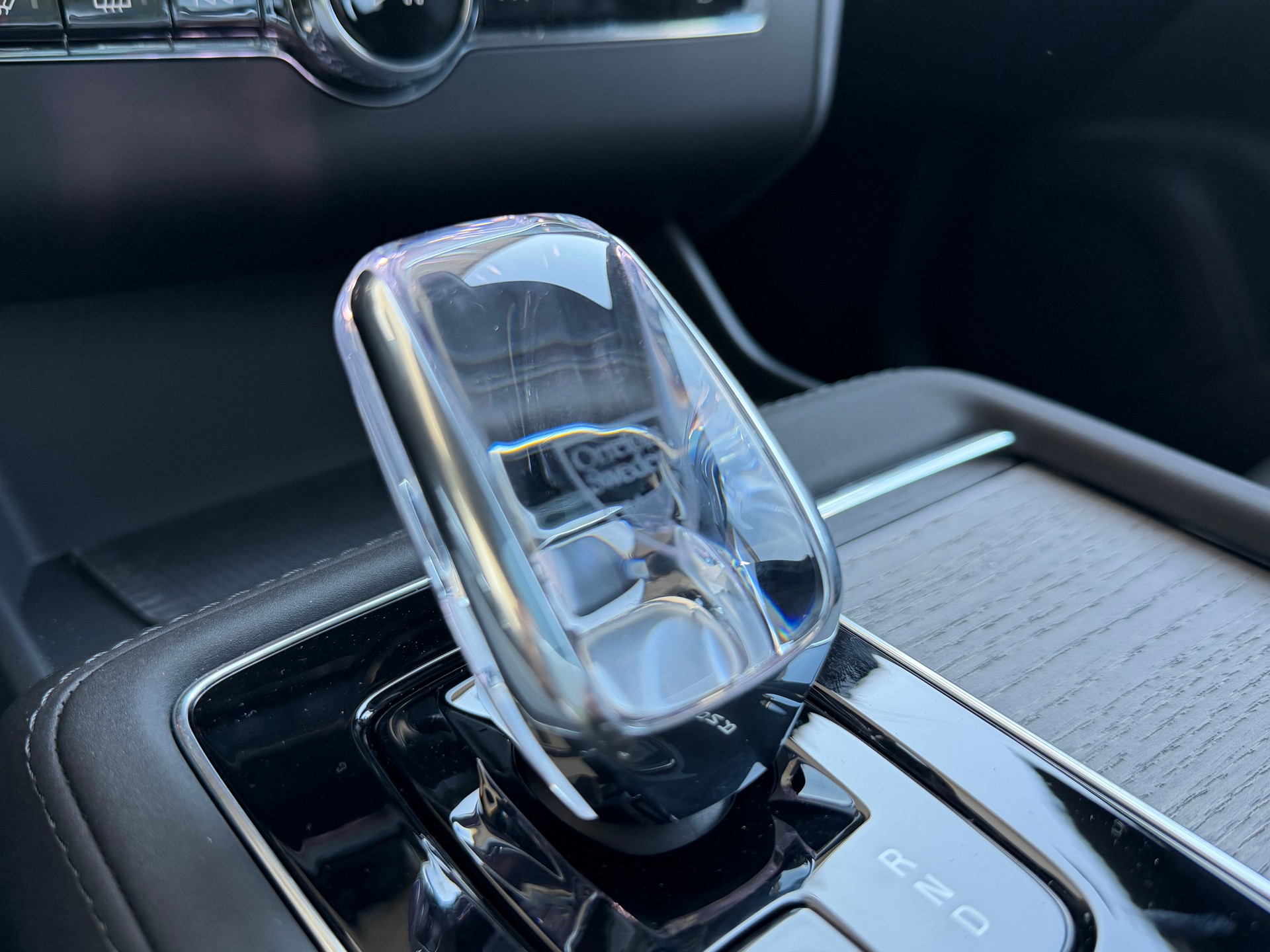VOLVO XC90 T8 eAWD Ultra Dark XCLUSIVE-image-19