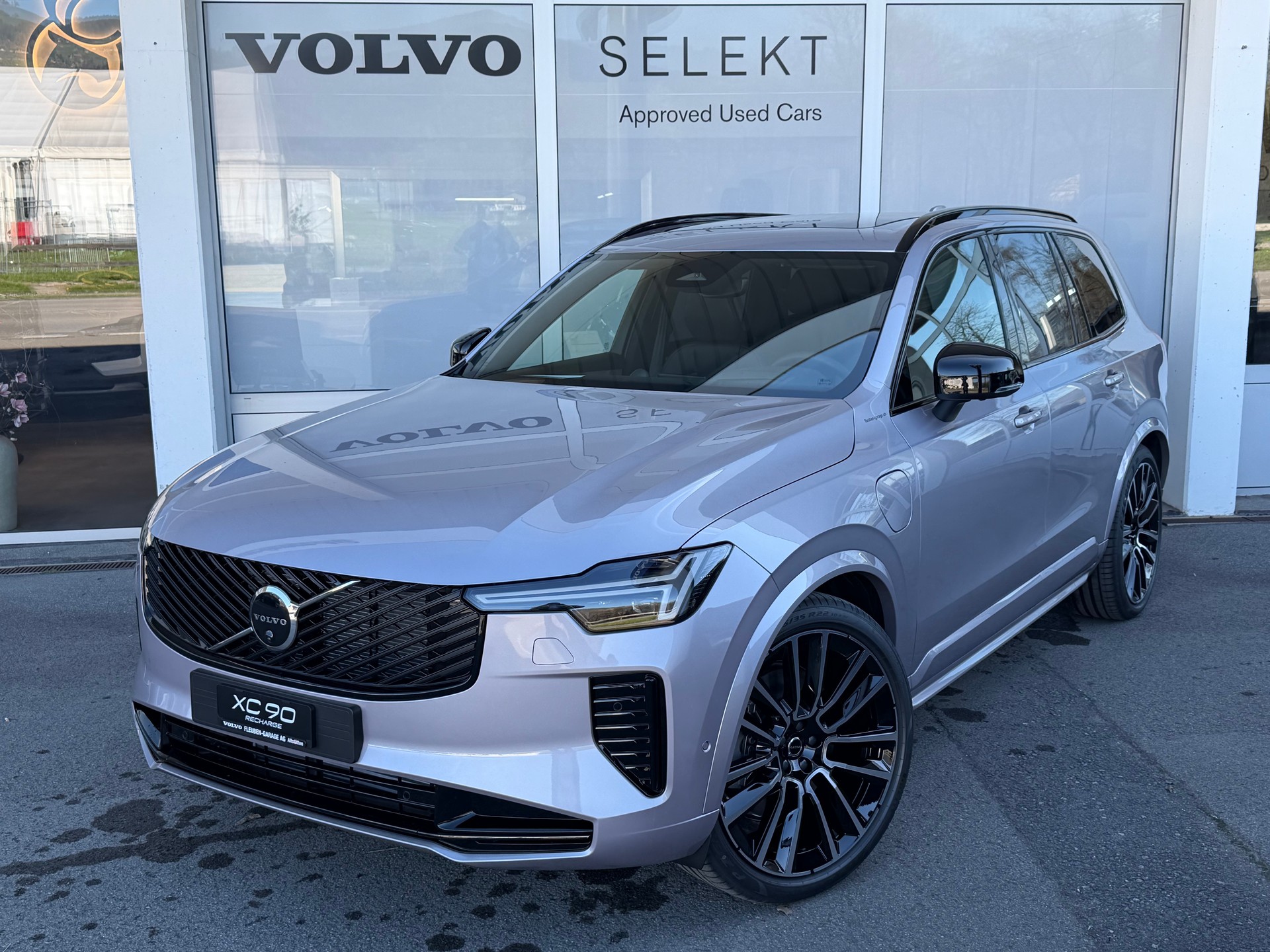 VOLVO XC90 T8 eAWD Ultra Dark XCLUSIVE
