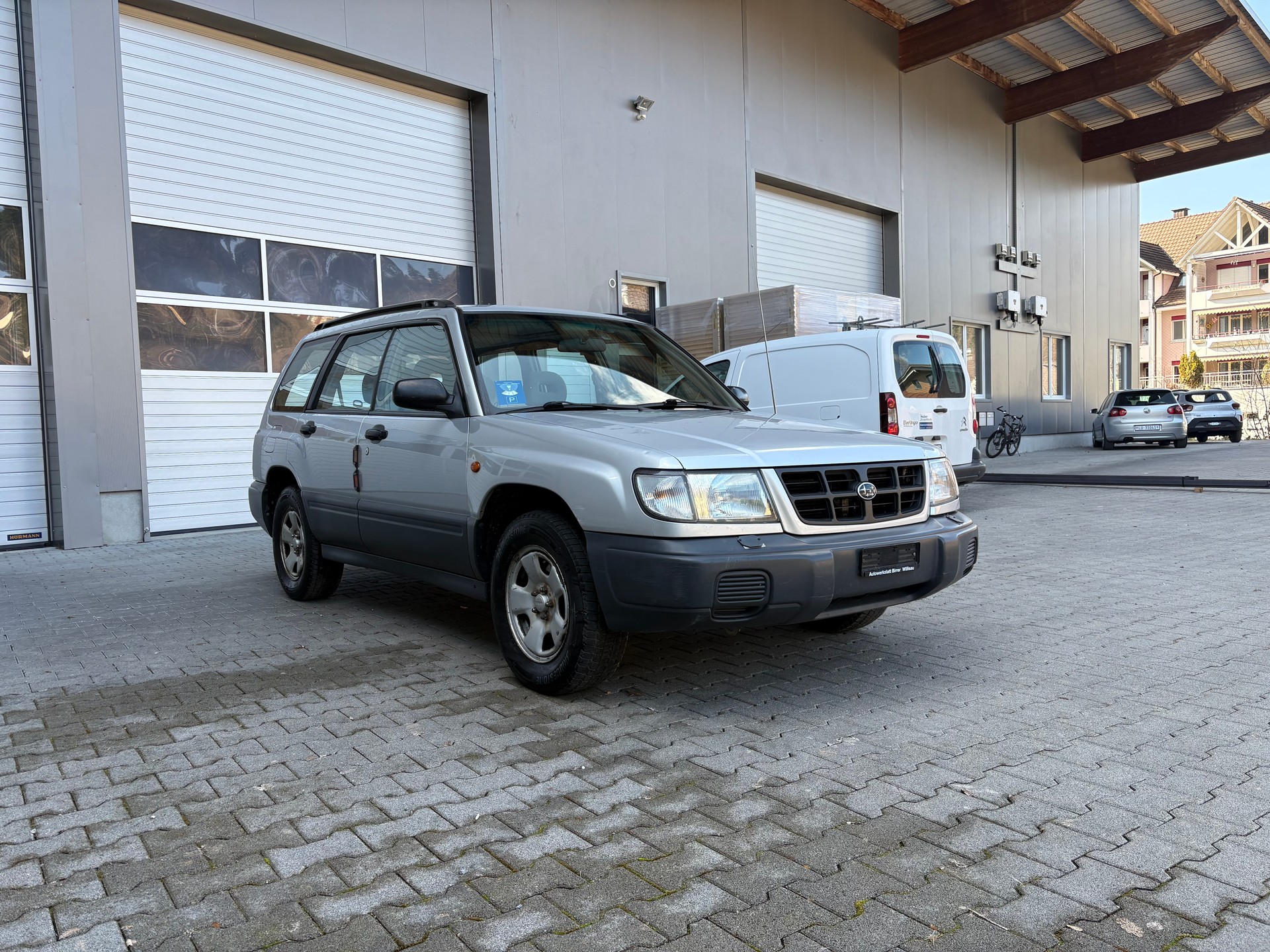 SUBARU Forester 2.0 A-image-1