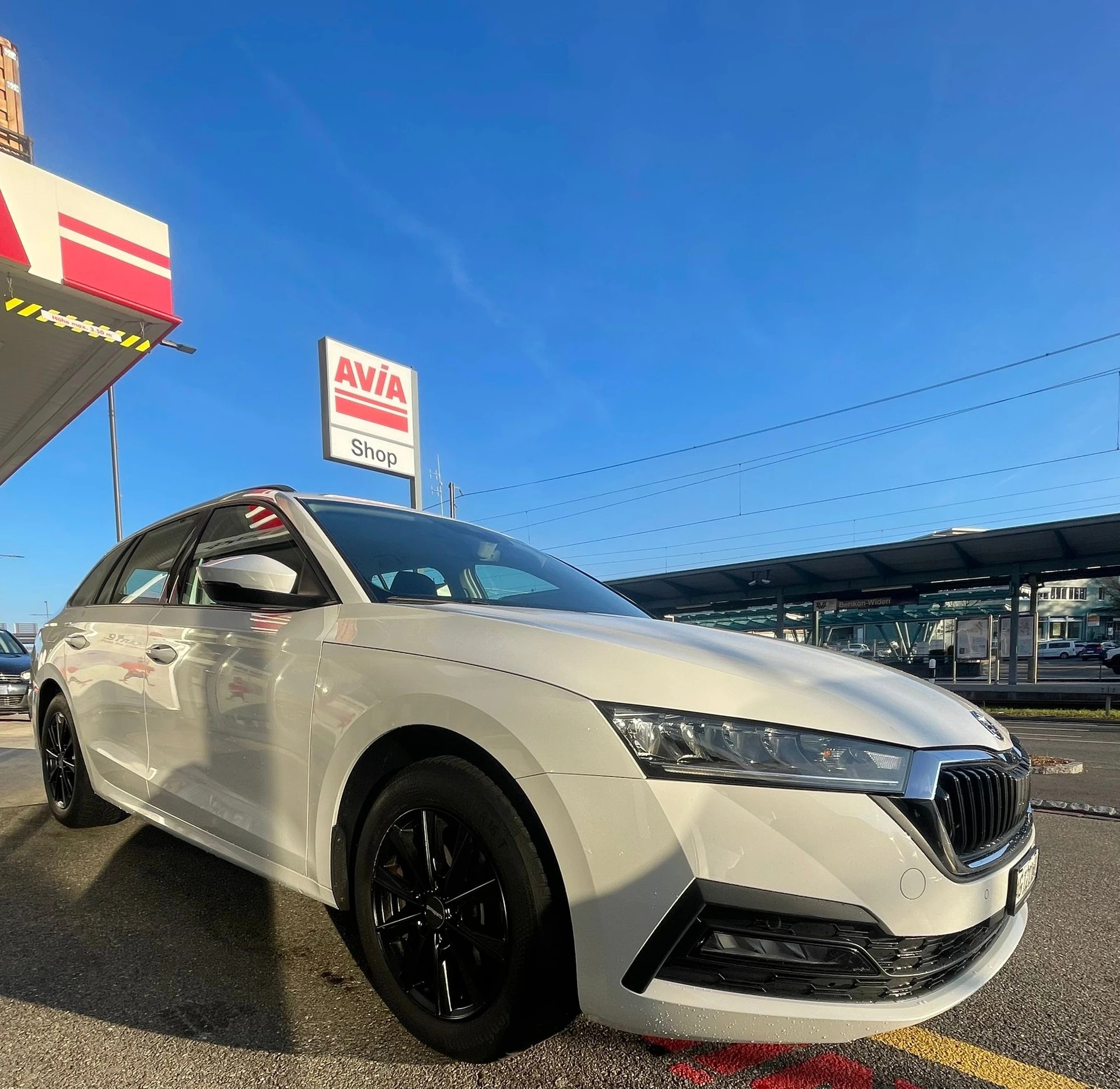SKODA Facelift Octavia Combi 1.0 TSI mHEV DSG Ambition CH-Auto 60% Rabatt-image-3
