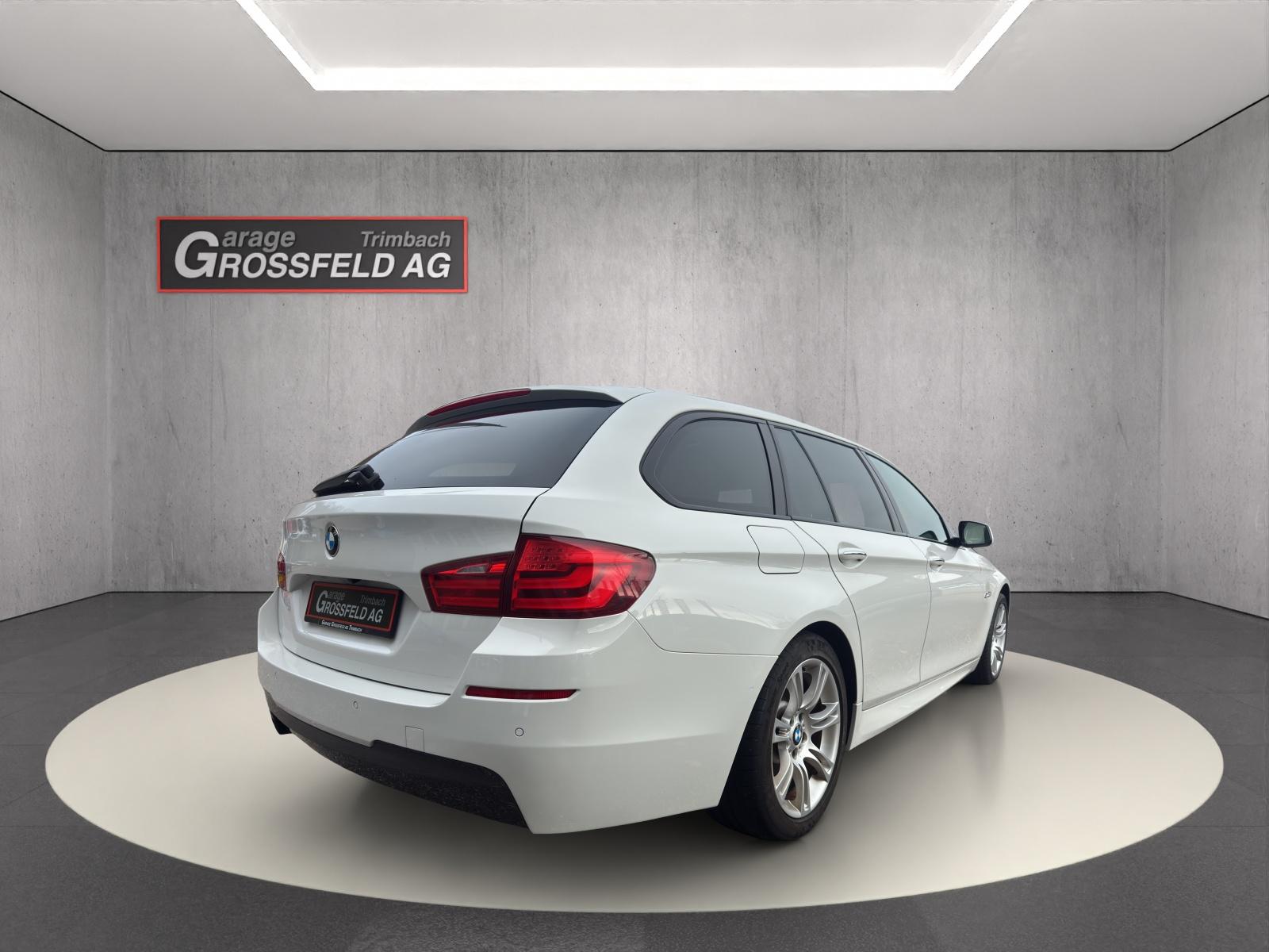 BMW 528i SAG Touring-image-5