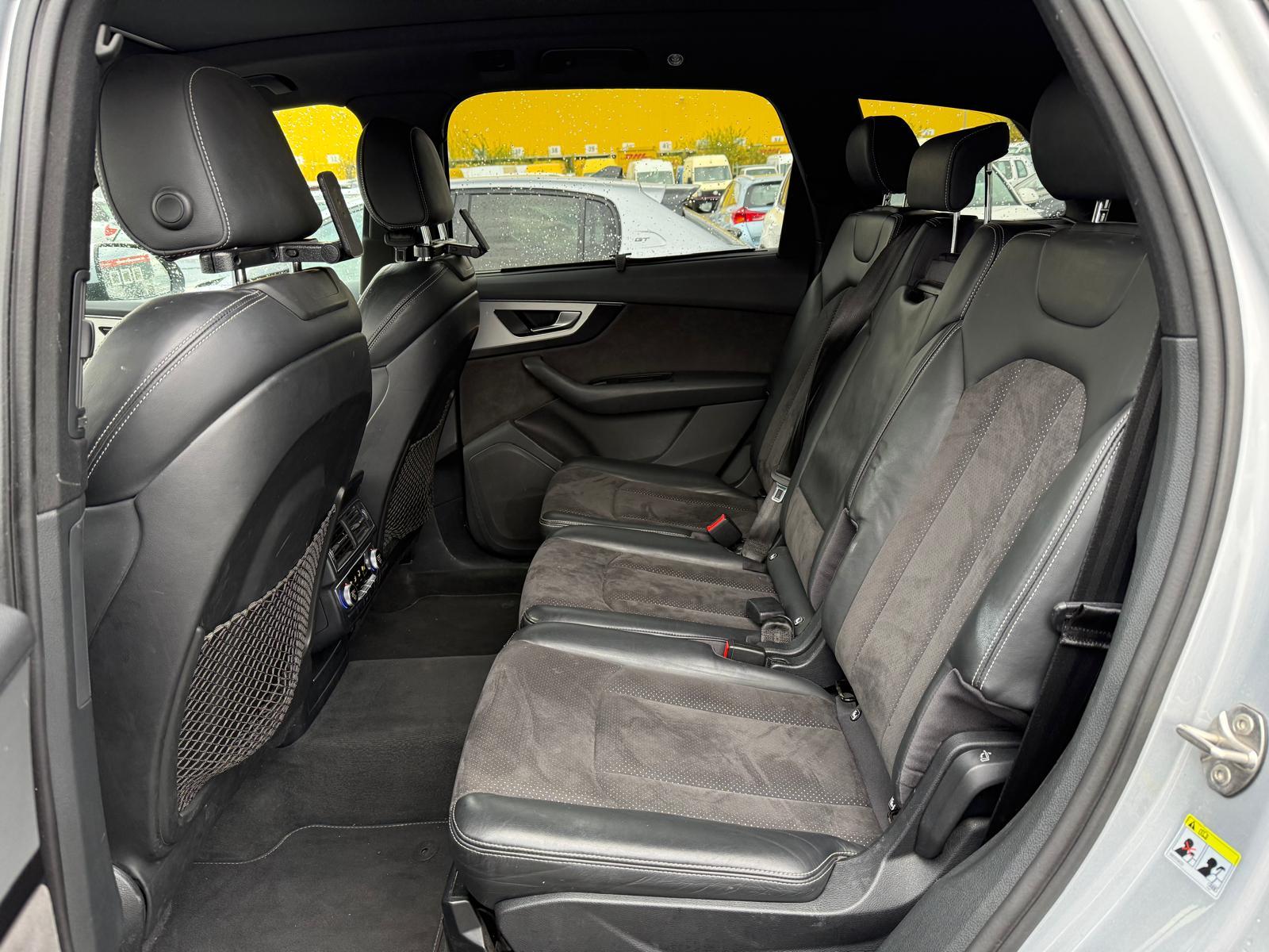 AUDI Q7 3.0 V6 TDI quattro T-Tronic-image-9