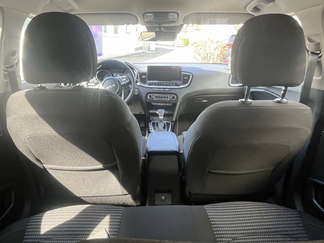 KIA Ceed SW 1.5 T-GDi Power +-image-5