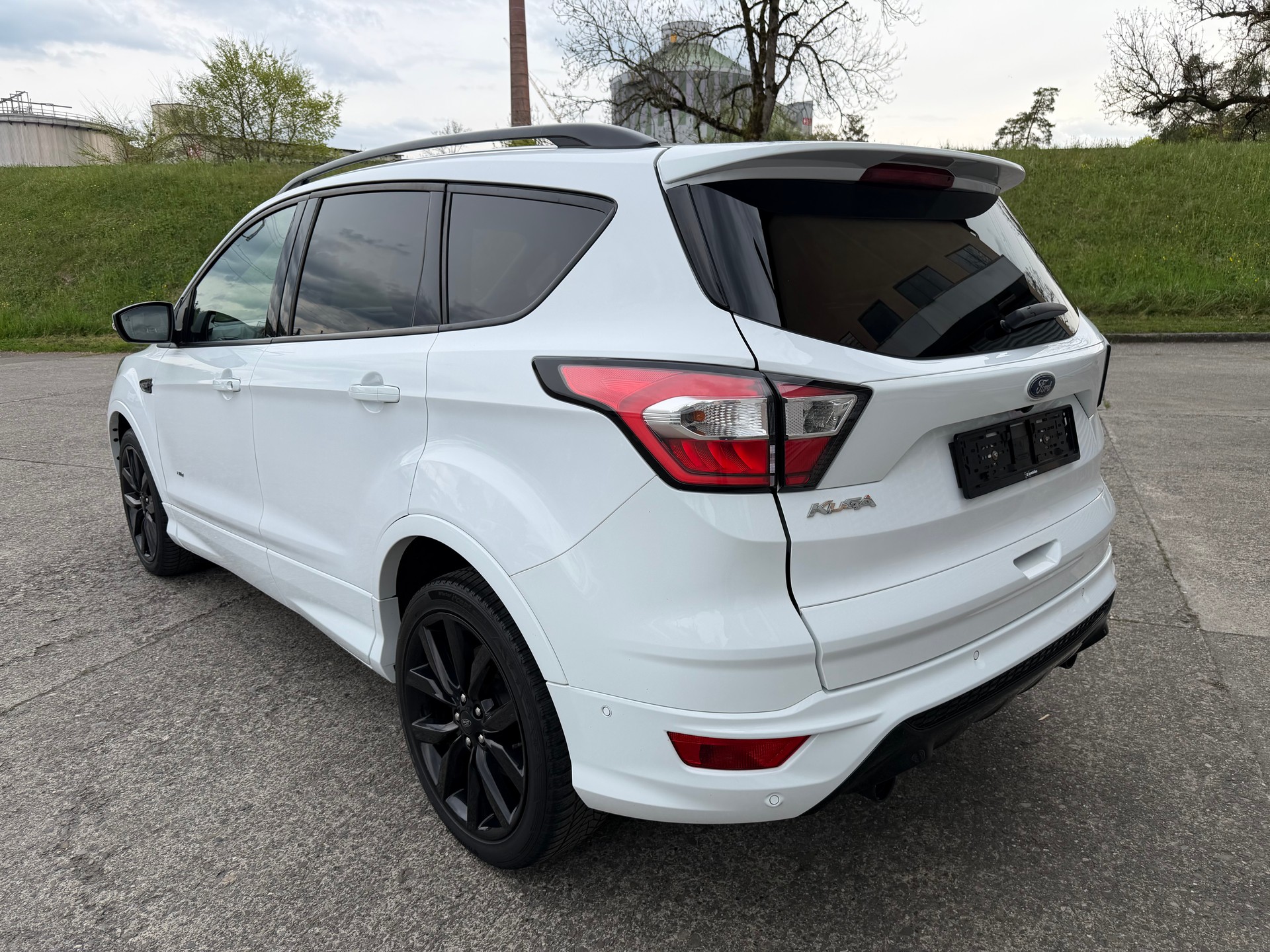 FORD Kuga 2.0 TDCi ST Line High 4WD PowerShift-image-2
