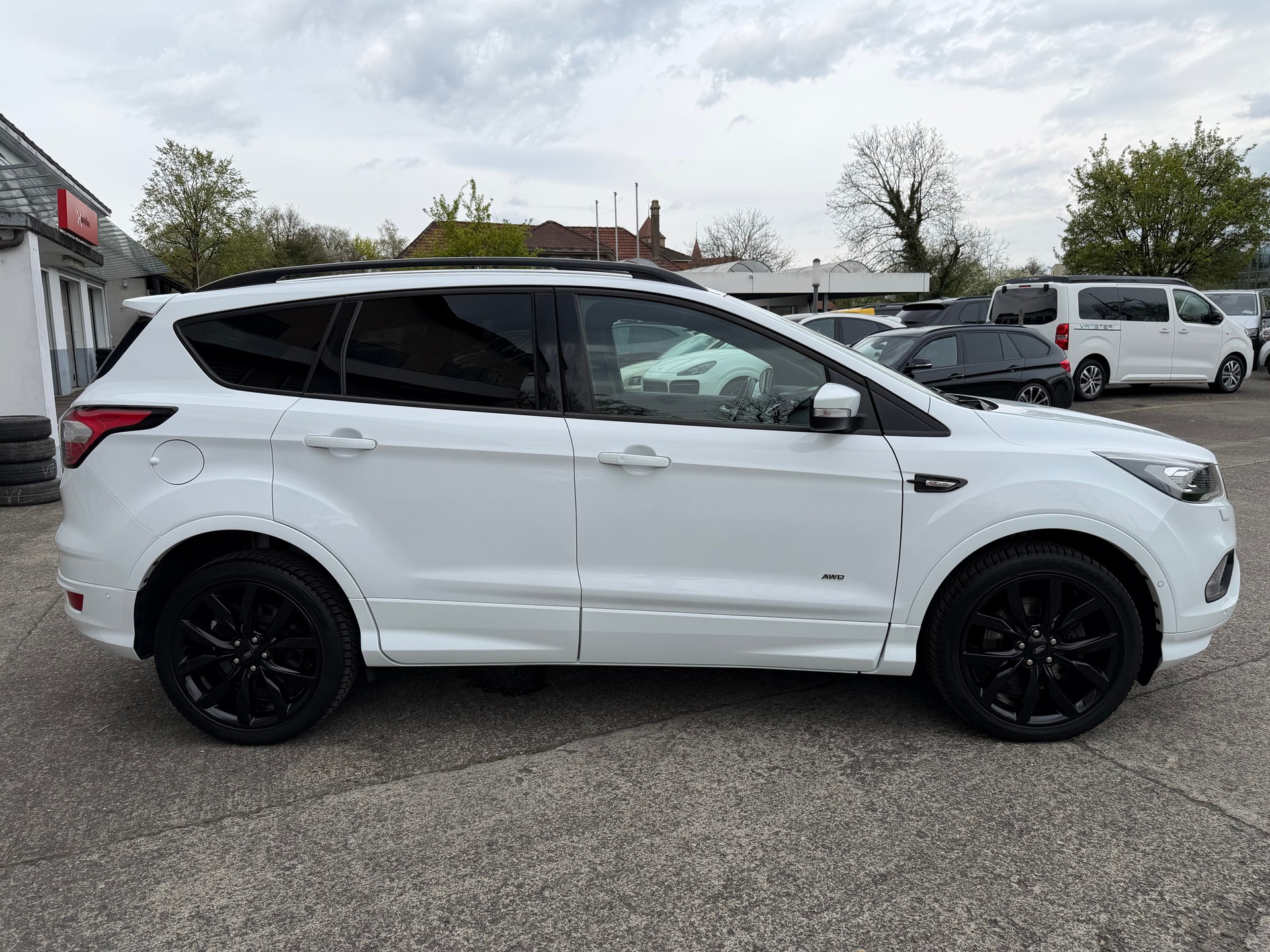 FORD Kuga 2.0 TDCi ST Line High 4WD PowerShift-image-5