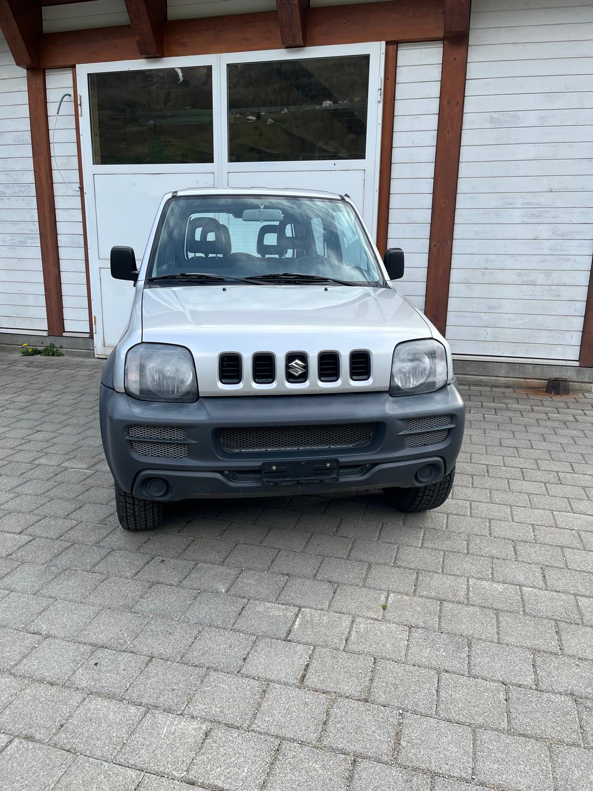 SUZUKI Jimny 1.3 16V Country