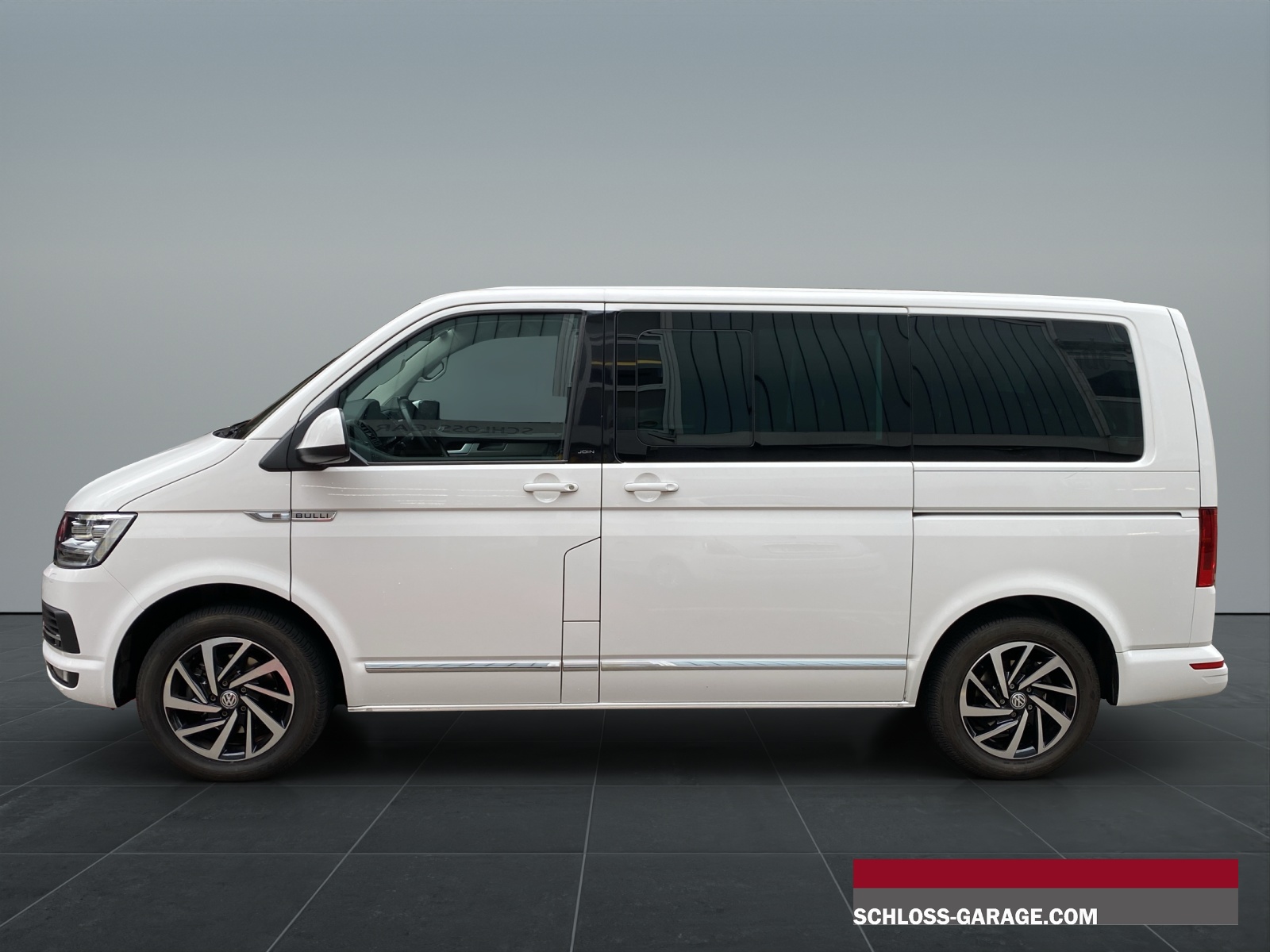 VW T6 Multivan 2.0 TDI-showroom-element-2