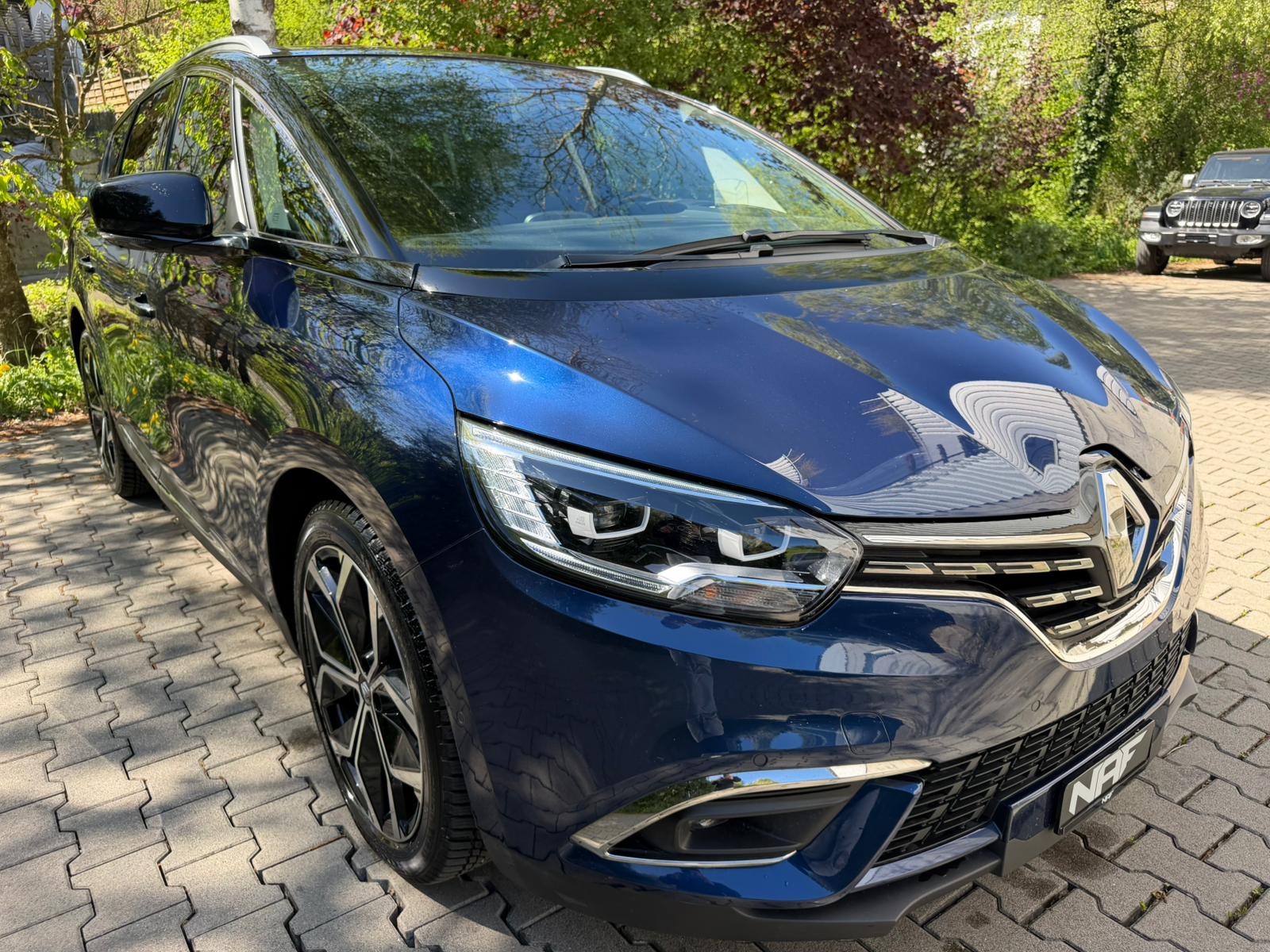 RENAULT Grand Scénic 1.3 16V Turbo Intens EDC-image-6