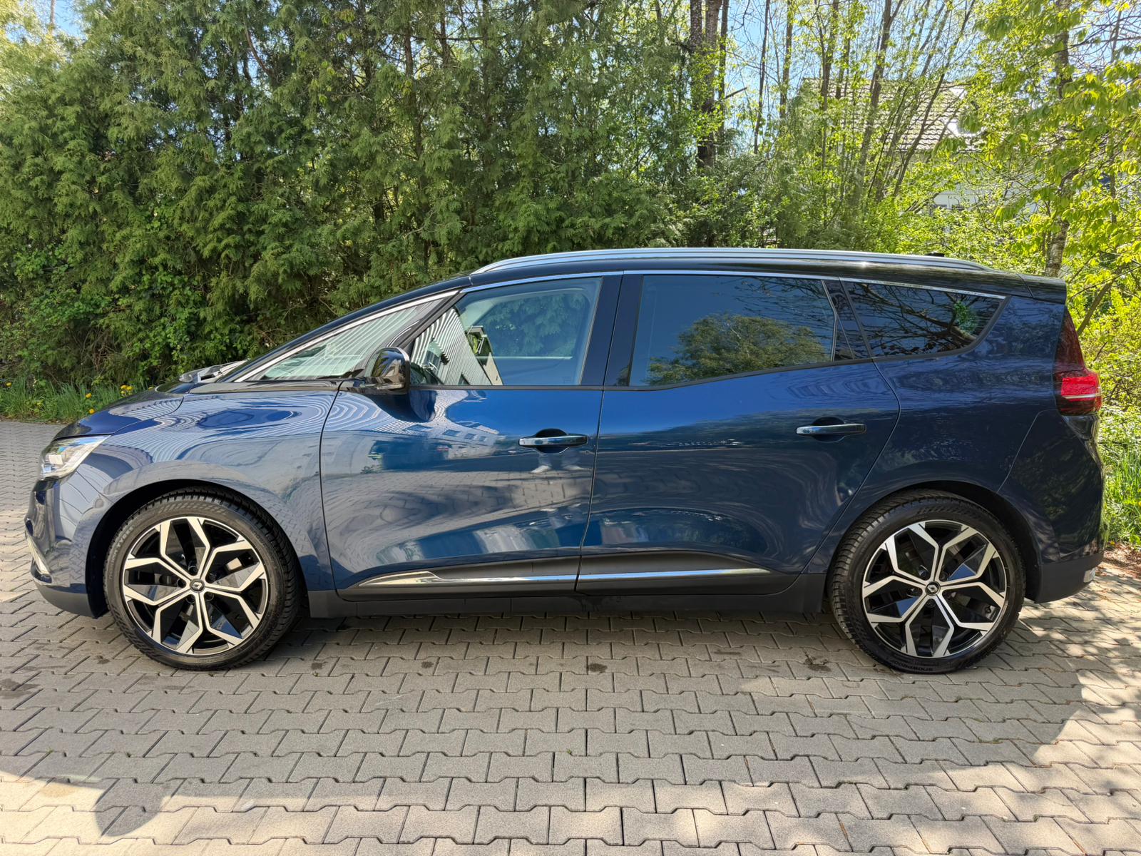 RENAULT Grand Scénic 1.3 16V Turbo Intens EDC-showroom-element-1