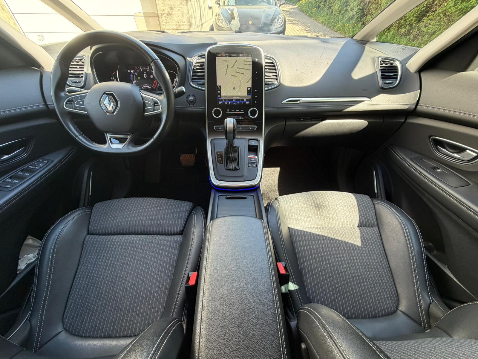 RENAULT Grand Scénic 1.3 16V Turbo Intens EDC-image-19