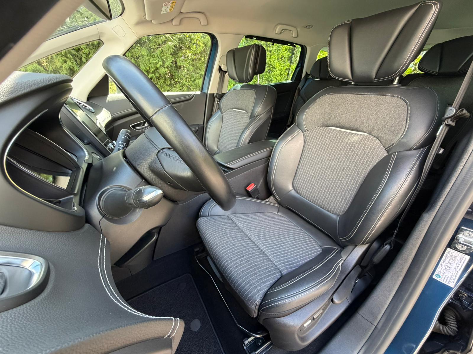 RENAULT Grand Scénic 1.3 16V Turbo Intens EDC-image-11