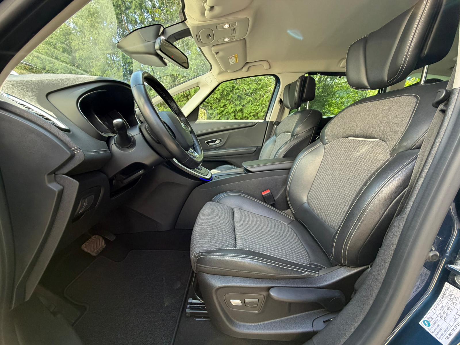 RENAULT Grand Scénic 1.3 16V Turbo Intens EDC-image-10