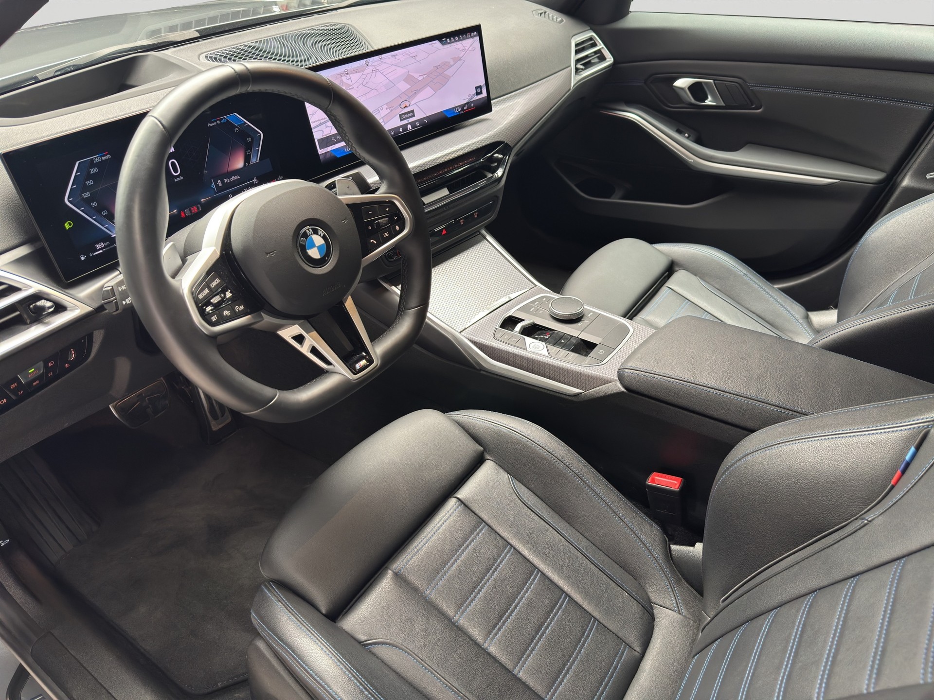 BMW 320d xDrive M Sport Steptronic-image-6