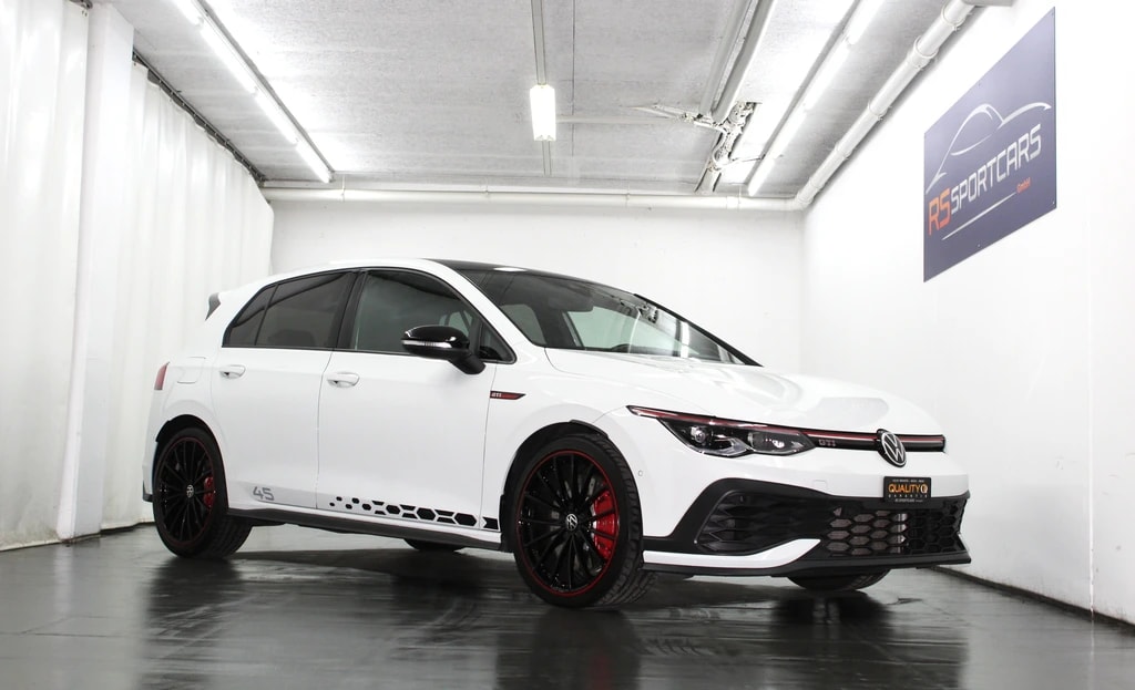 VW Golf 2.0 TSI GTI Clubsport 45 DSG Akrapovic-image-0