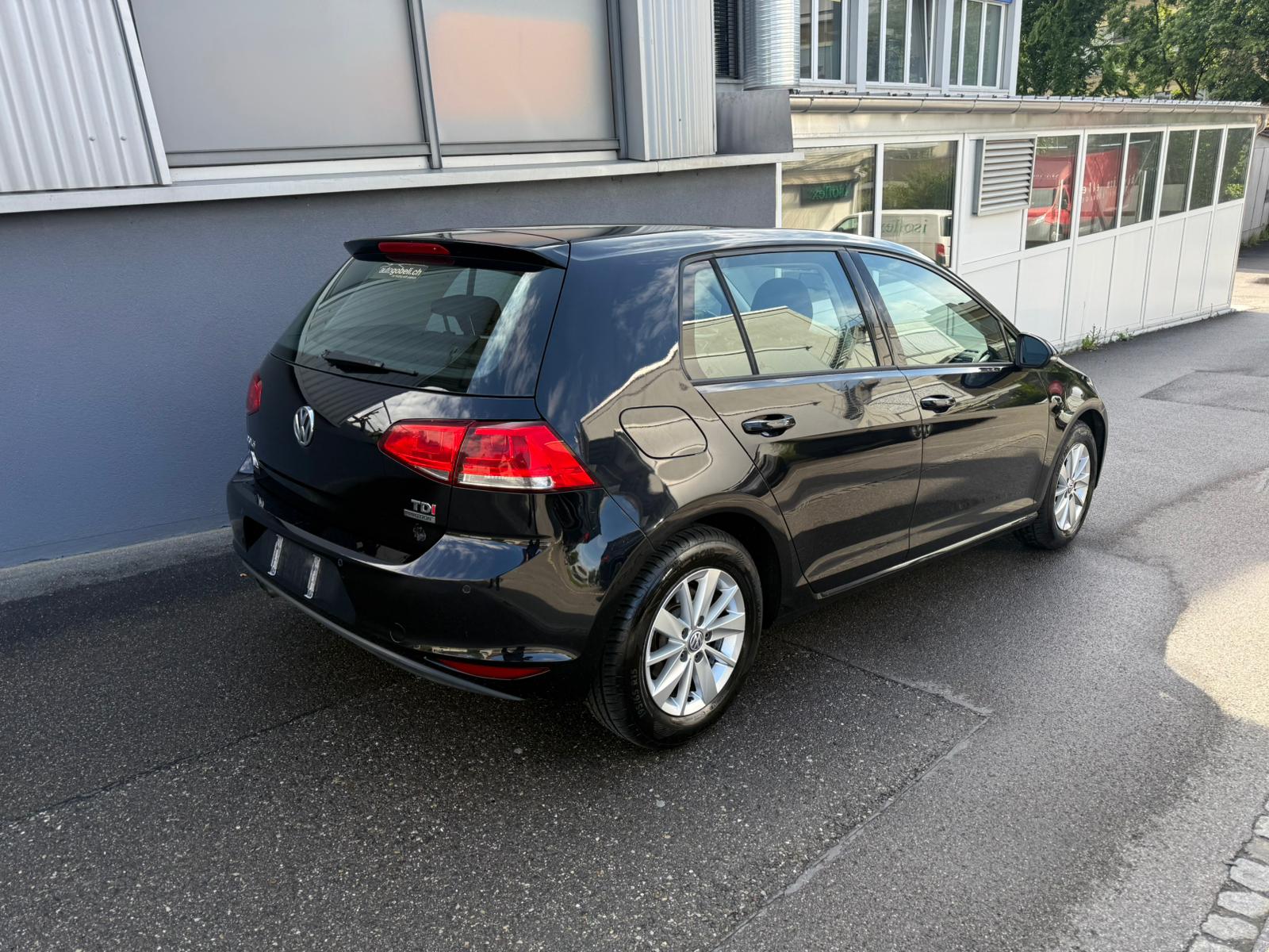 VW Golf 1.6 TDI Comfortline 4Motion-image-3