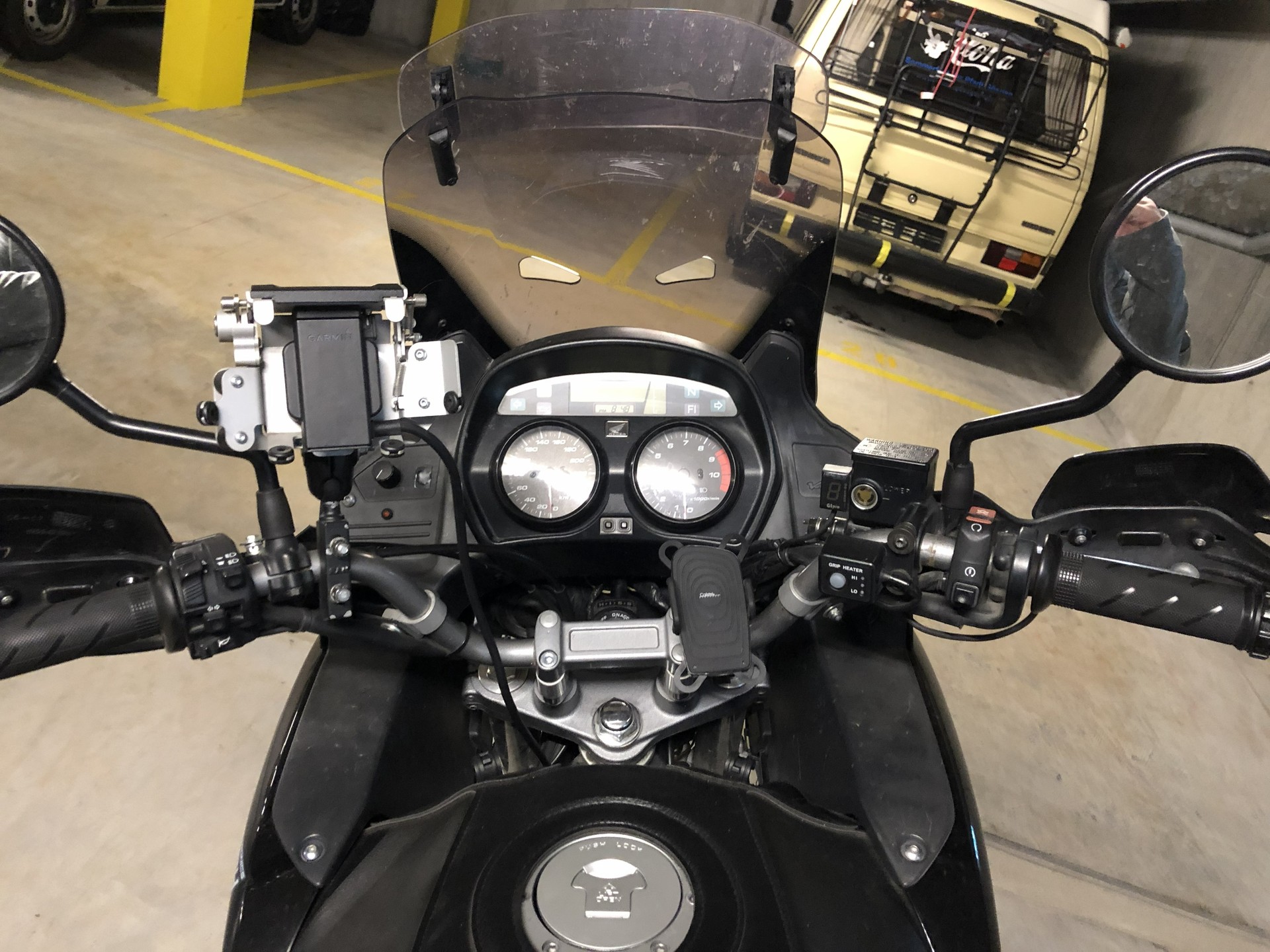 HONDA XL 1000 V Varadero-image-3