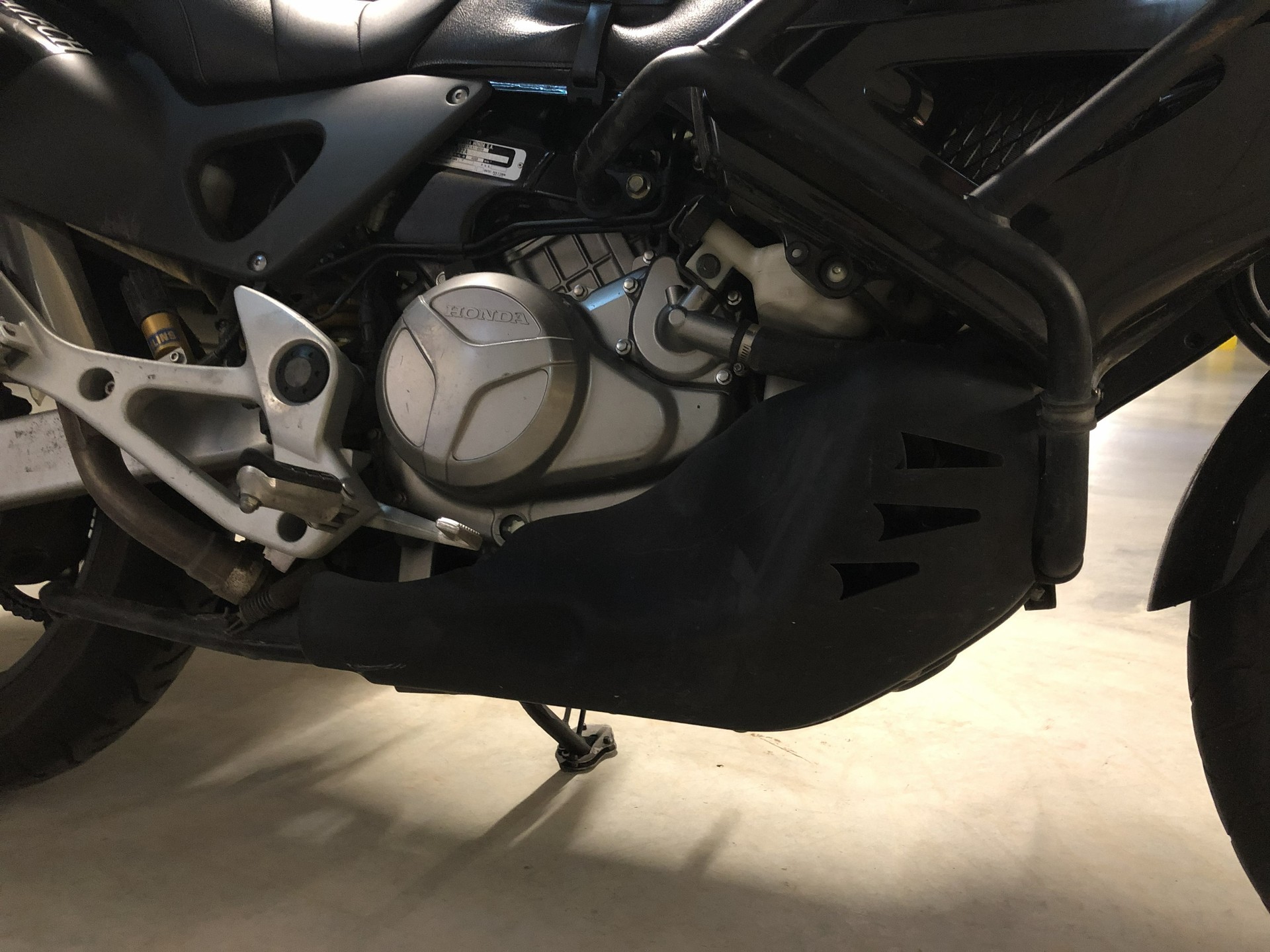 HONDA XL 1000 V Varadero-image-13
