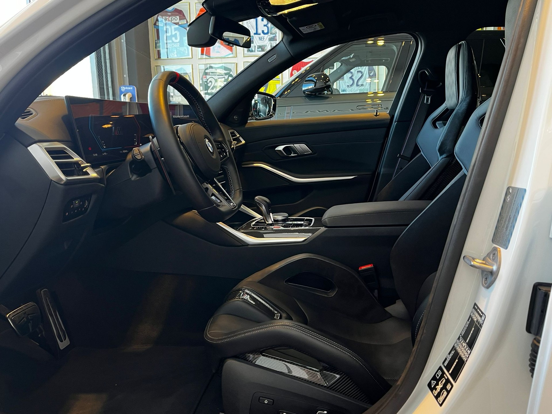 BMW M3 Touring xDrive Competition M-image-13