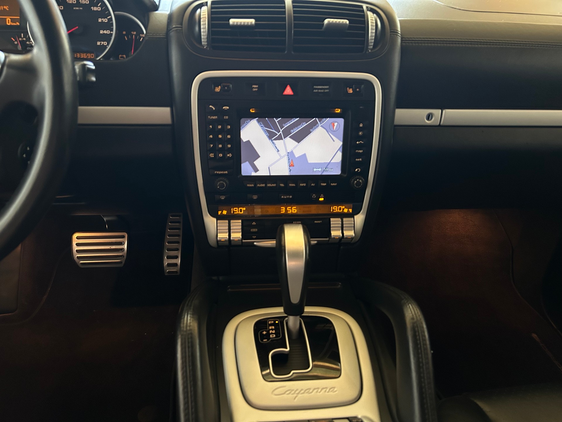 PORSCHE Cayenne S *Top Zustand aus 1. Hand inkl. schwarze Porsche Felgen*-image-13