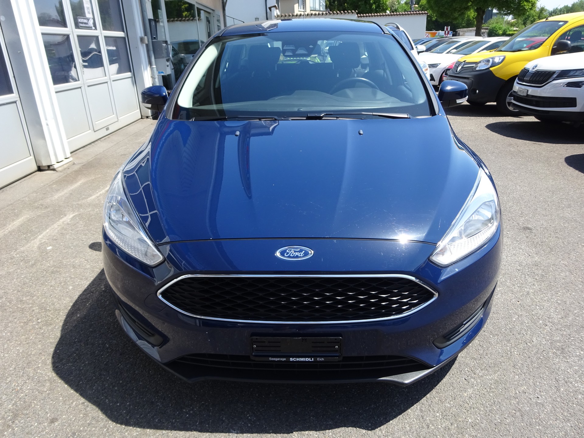 FORD Focus 1.5 TDCi Carving PowerShift-image-4