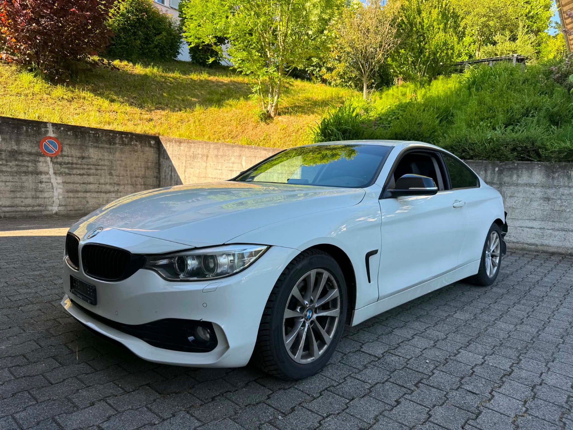 BMW 420d Coupé Sport Line Steptronic-image-0